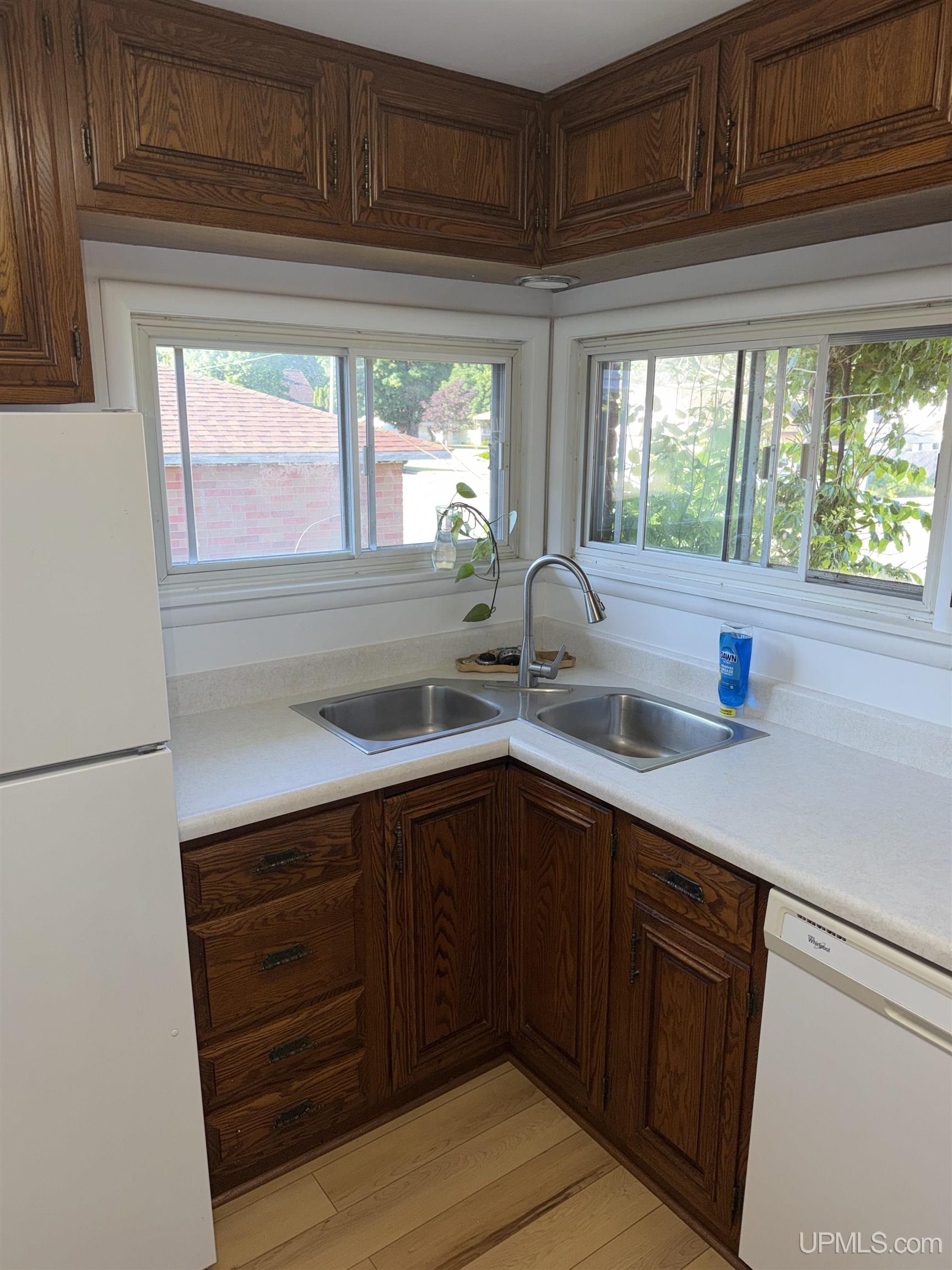 802 Palms Avenue Property Photo 15