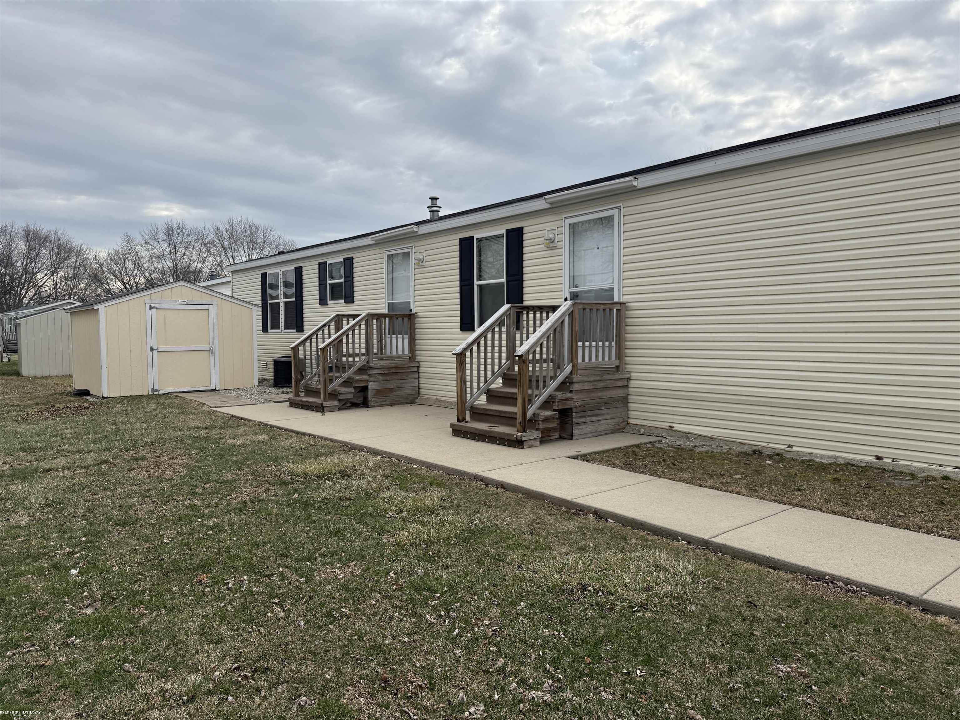 4539 Carlton Road Property Photo 2