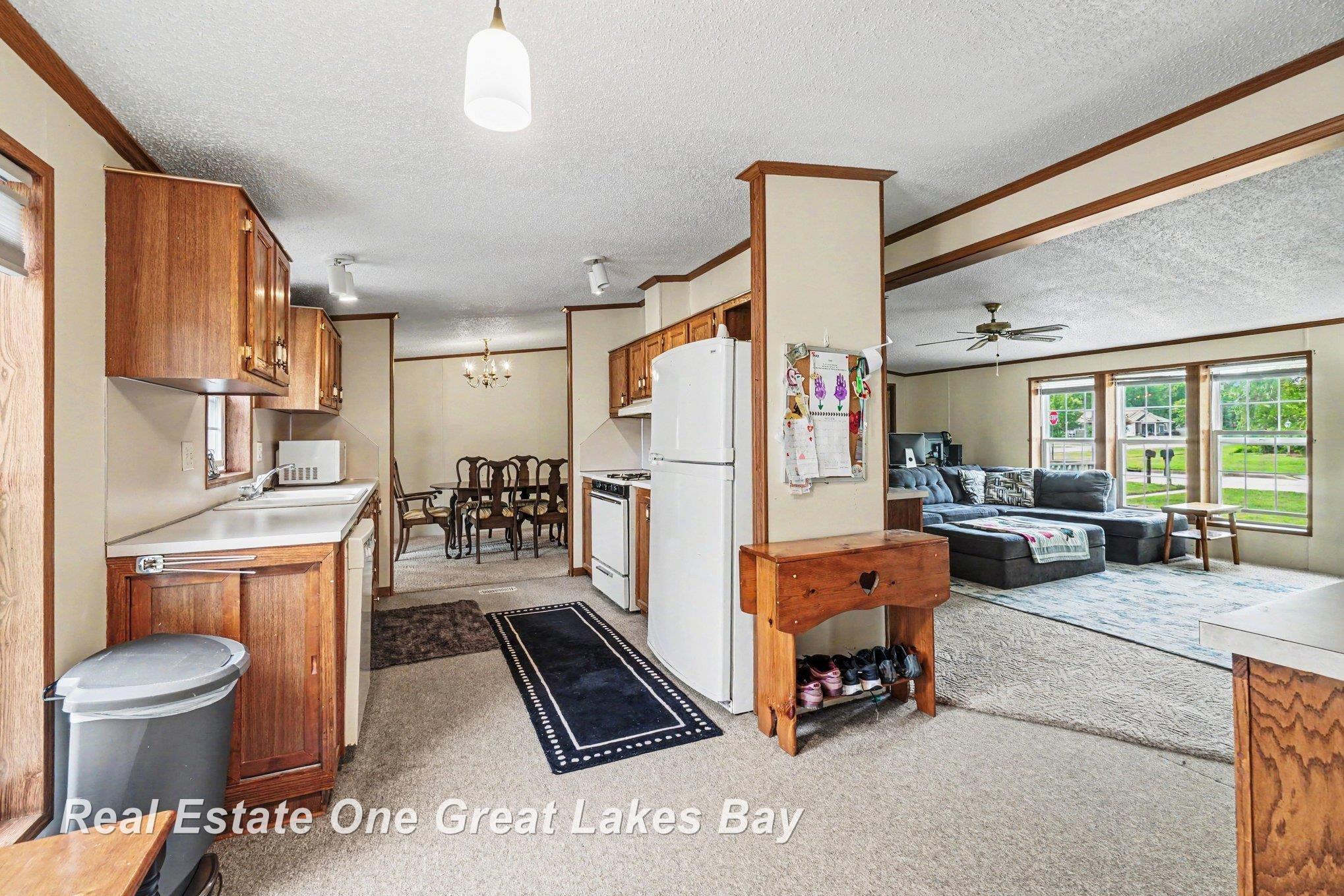 760 Doro Lane Property Photo 8