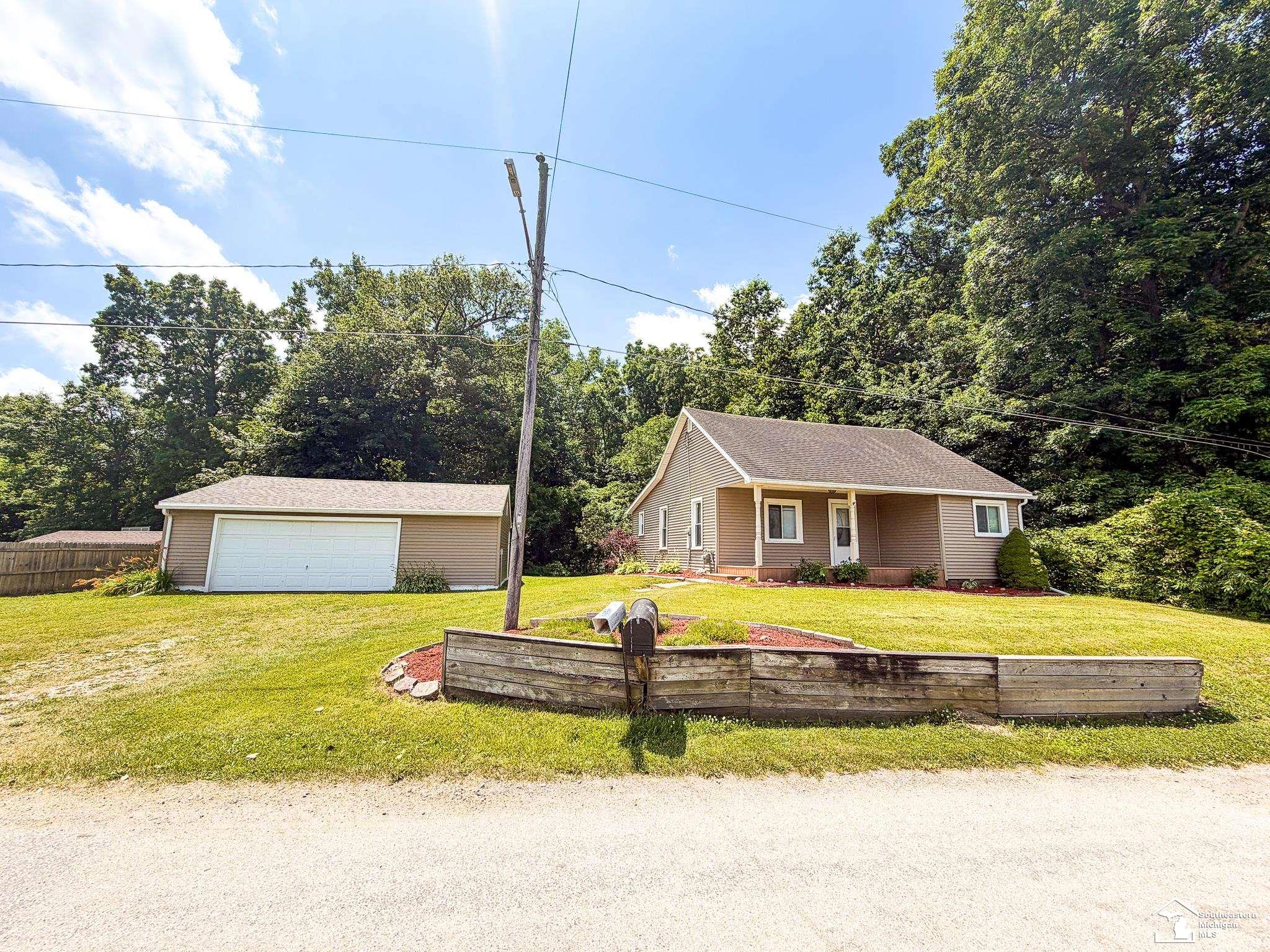 1051 Elm Street Property Photo 4