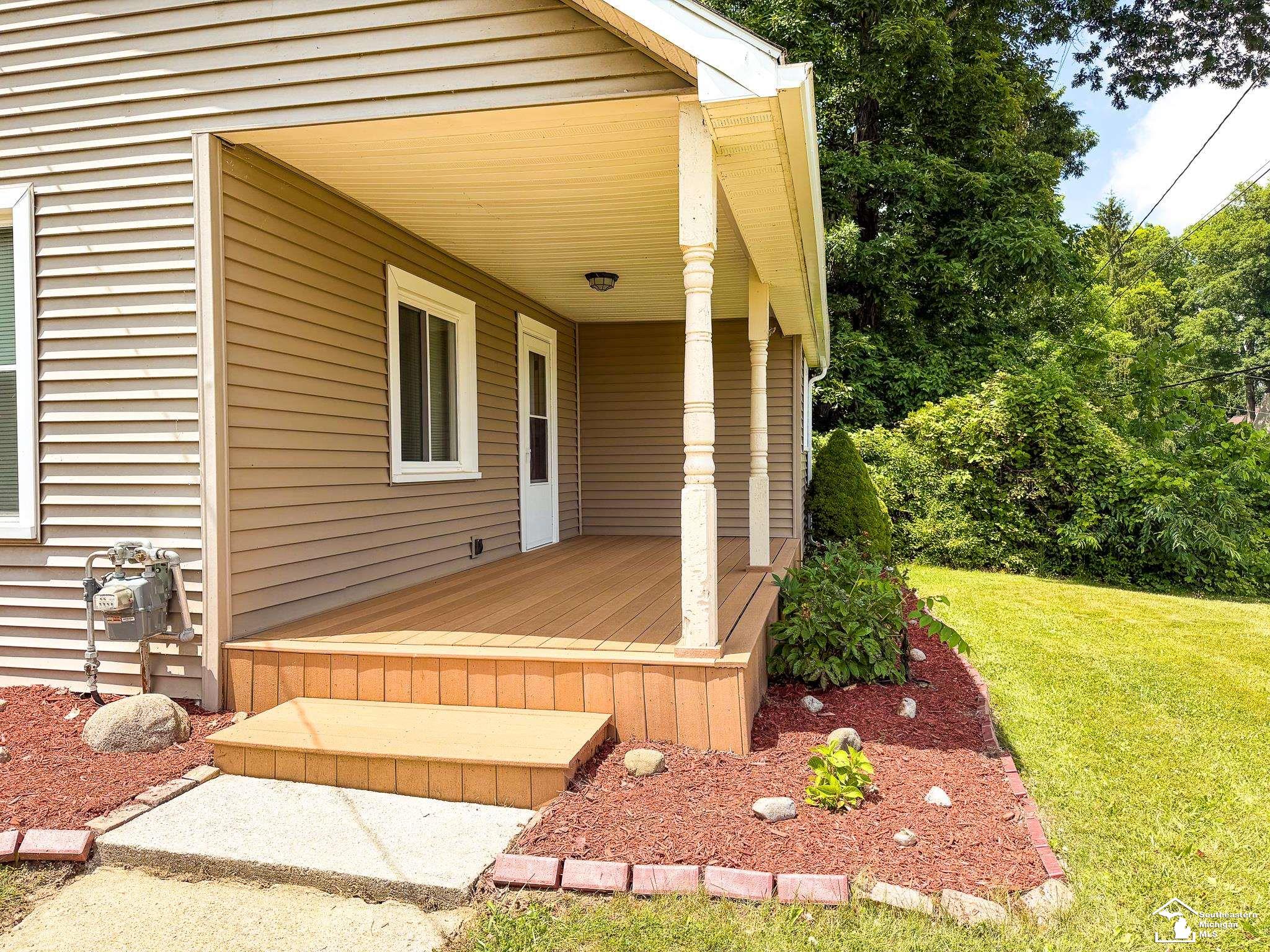 1051 Elm Street Property Photo 8