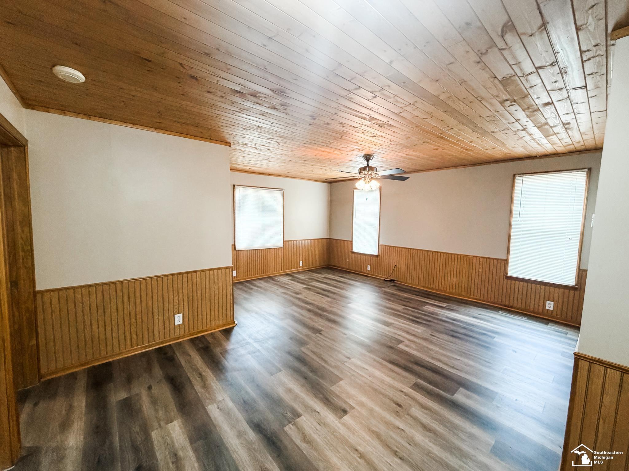 1051 Elm Street Property Photo 18