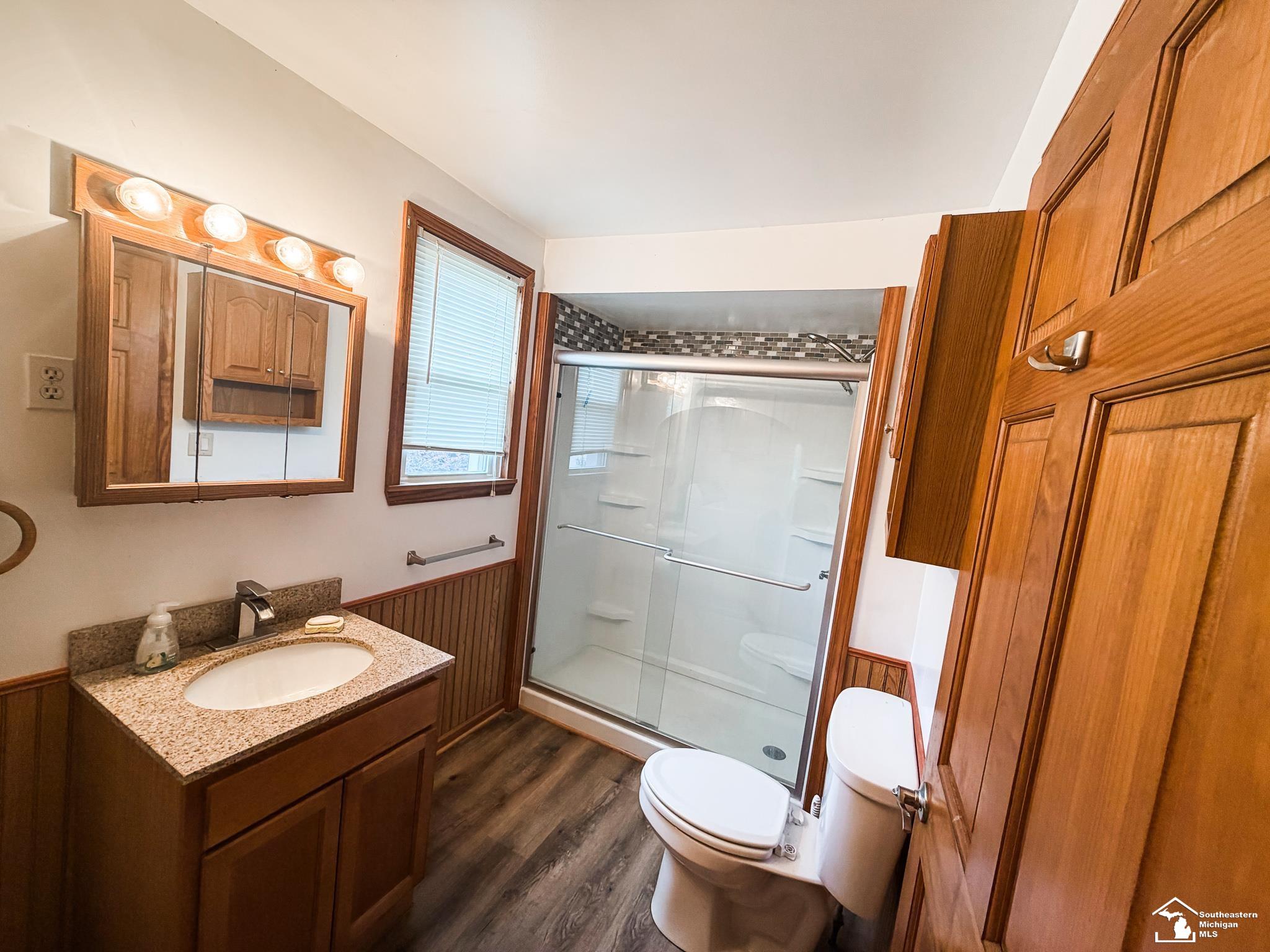 1051 Elm Street Property Photo 27