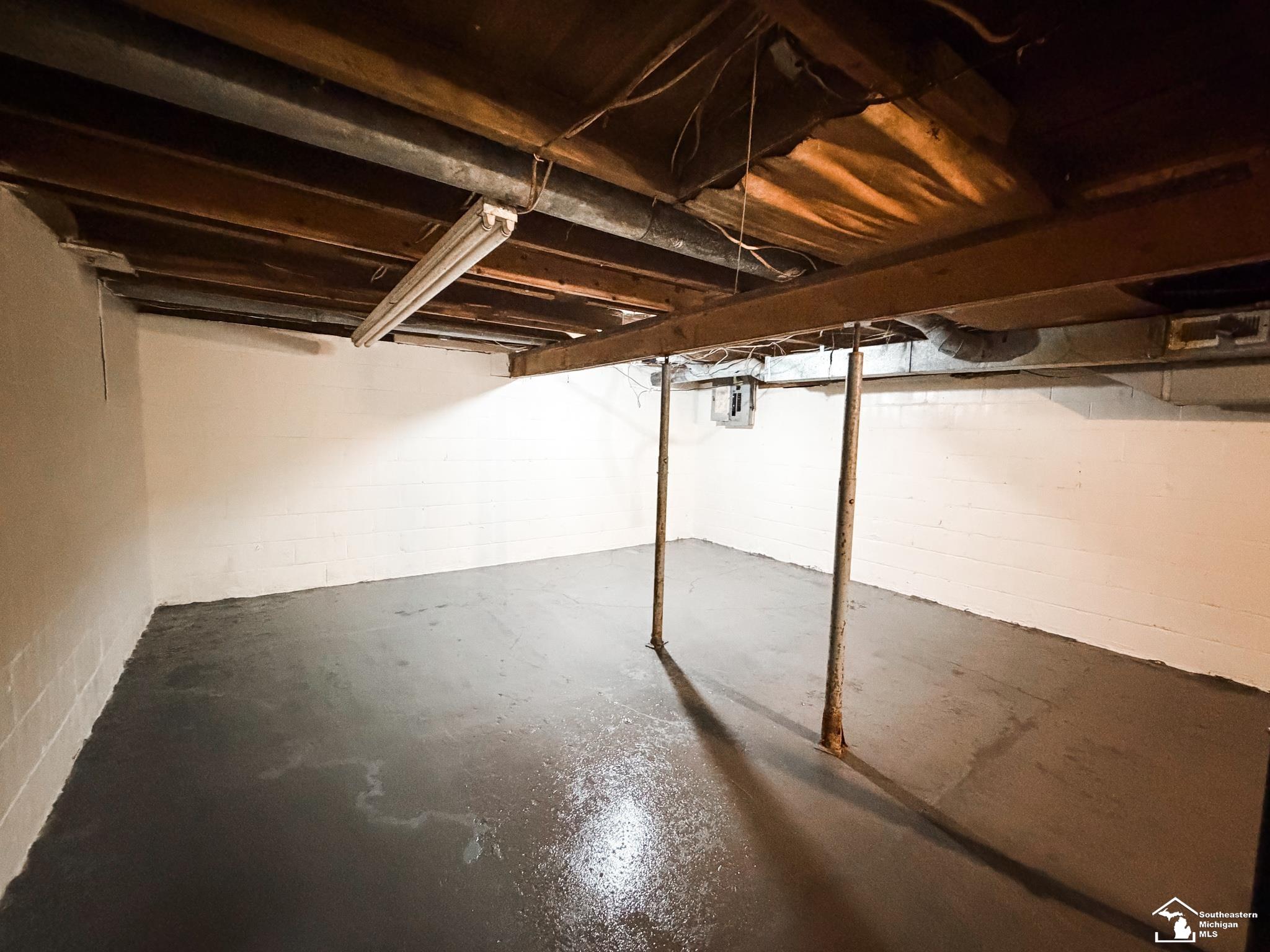 1051 Elm Street Property Photo 36