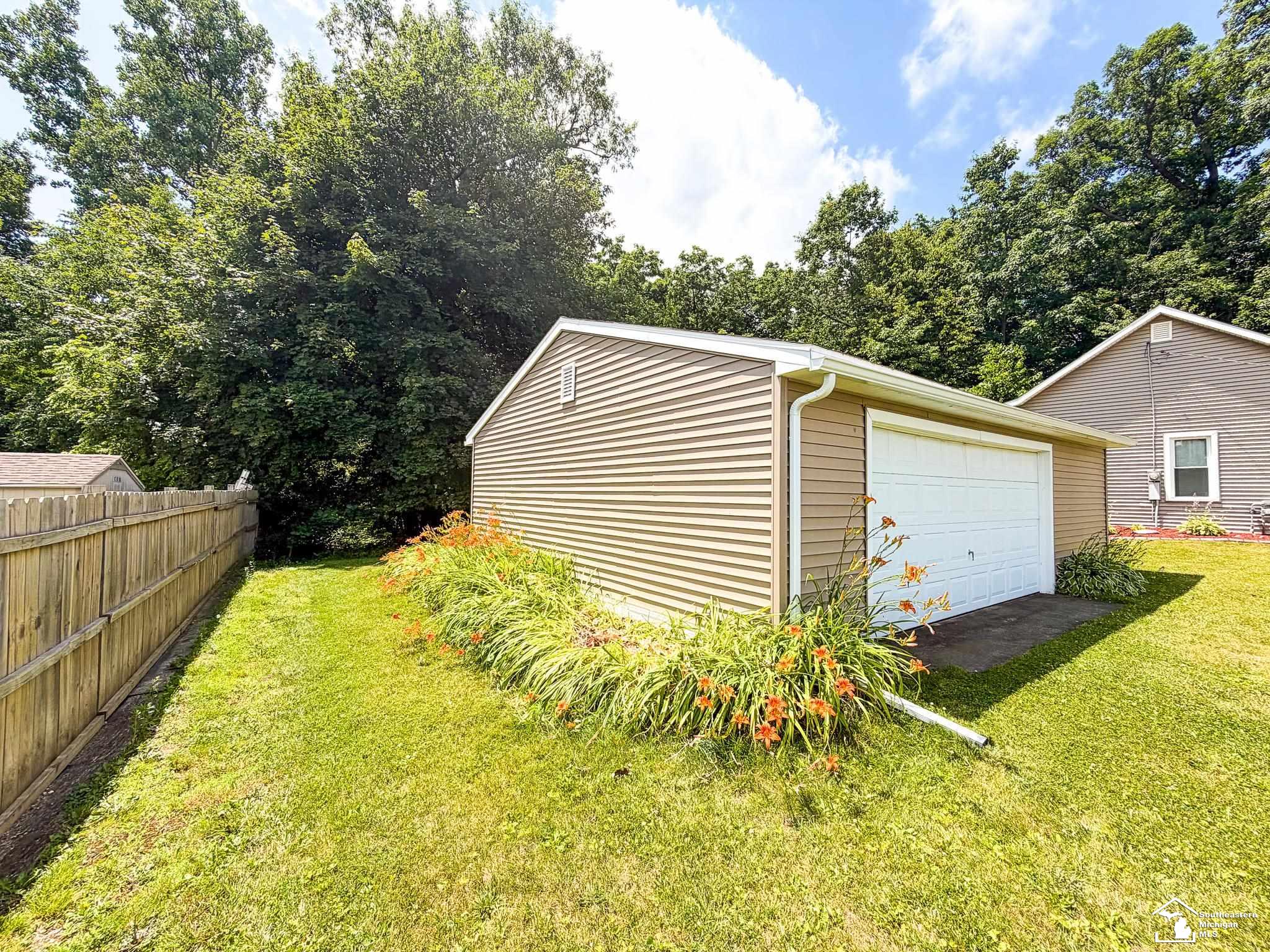 1051 Elm Street Property Photo 39