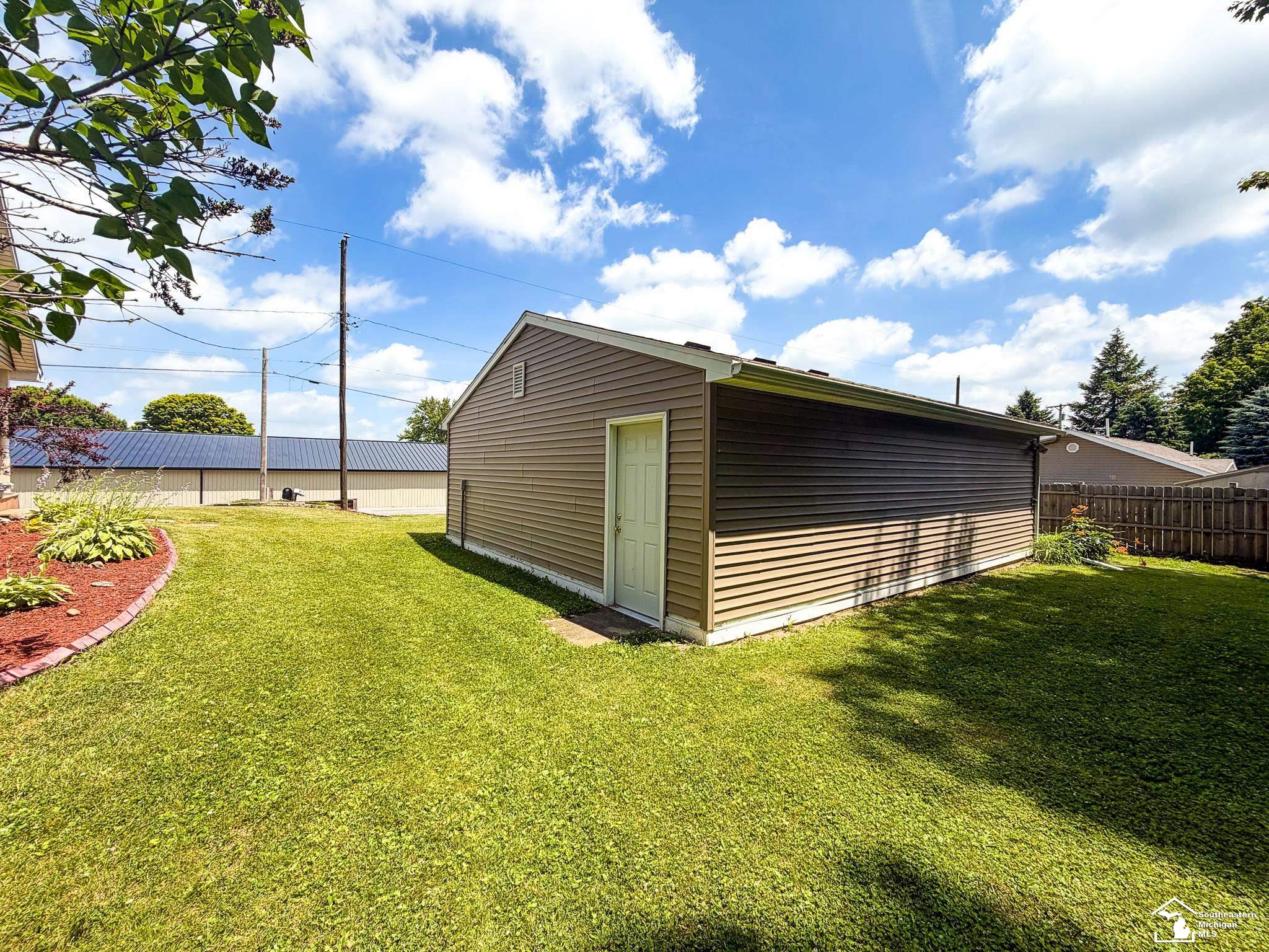 1051 Elm Street Property Photo 45