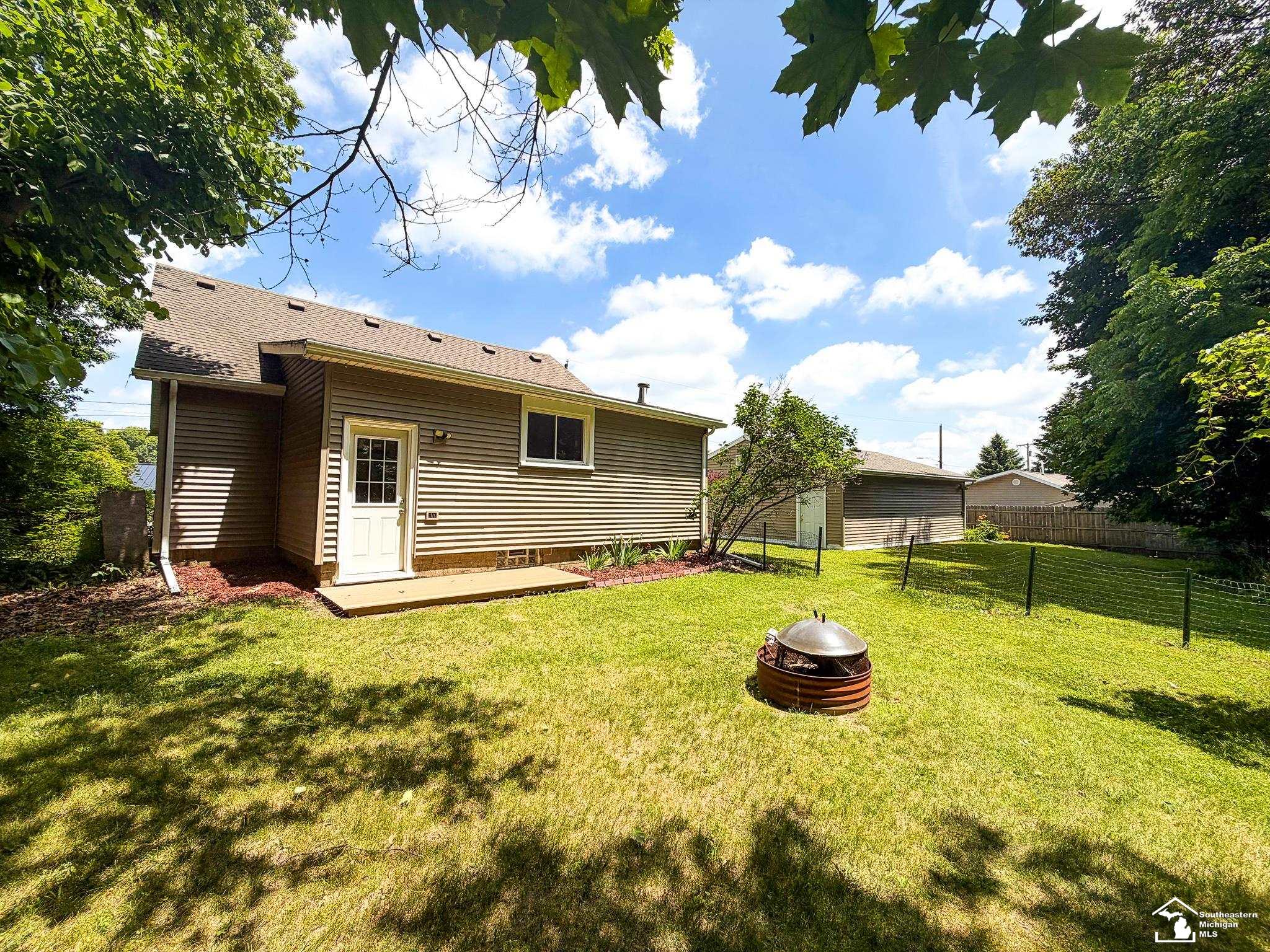 1051 Elm Street Property Photo 48