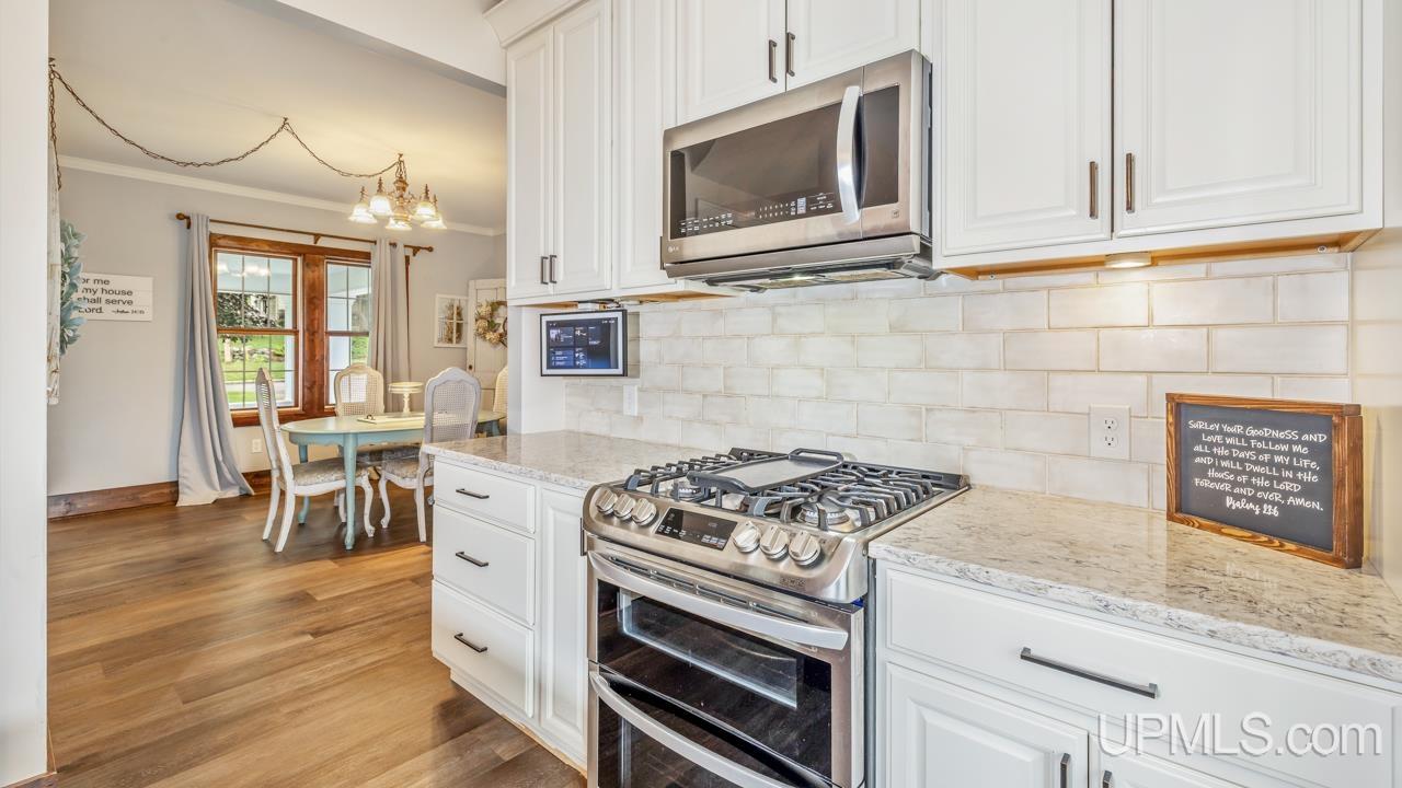 715 E I Street Property Photo 11