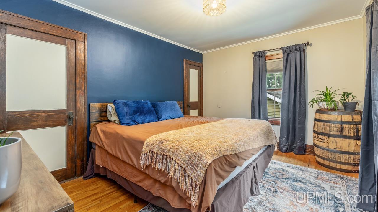 715 E I Street Property Photo 14