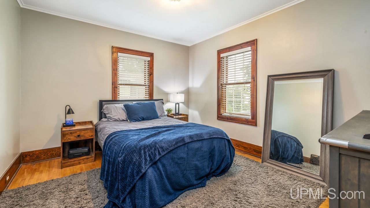 715 E I Street Property Photo 16