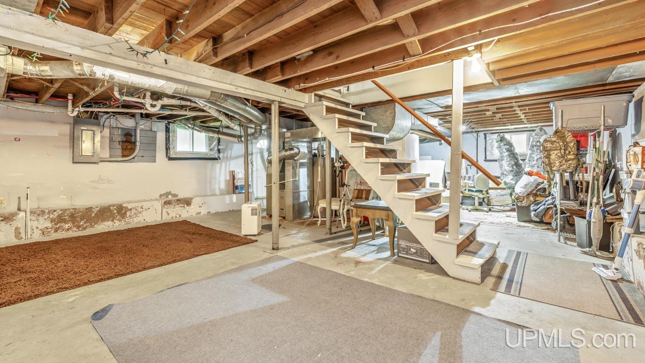 715 E I Street Property Photo 19