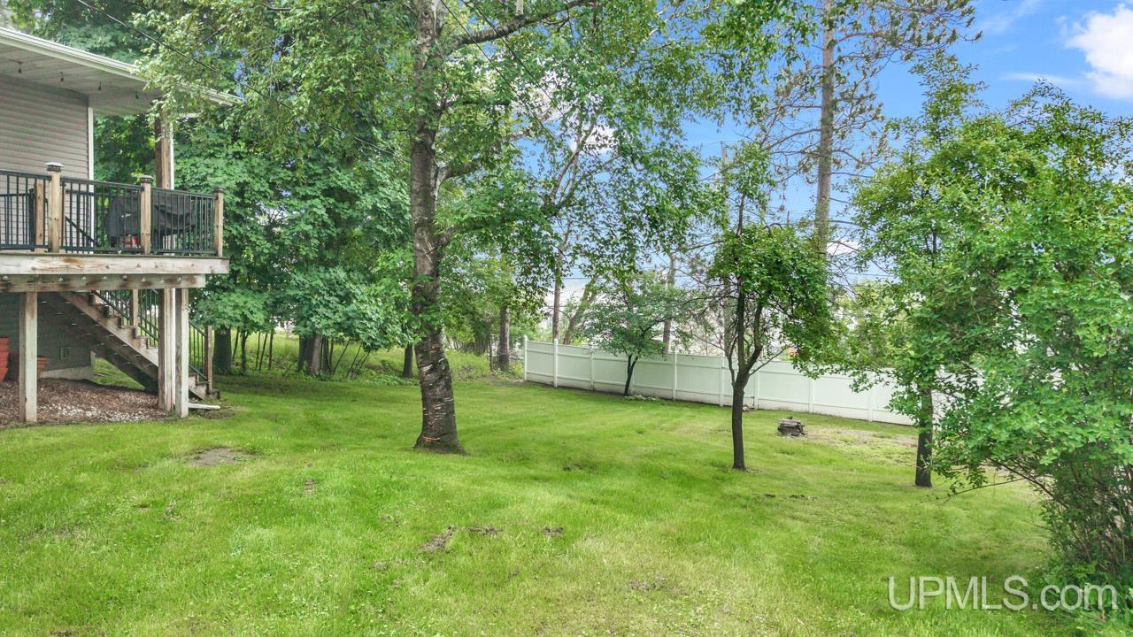 715 E I Street Property Photo 25