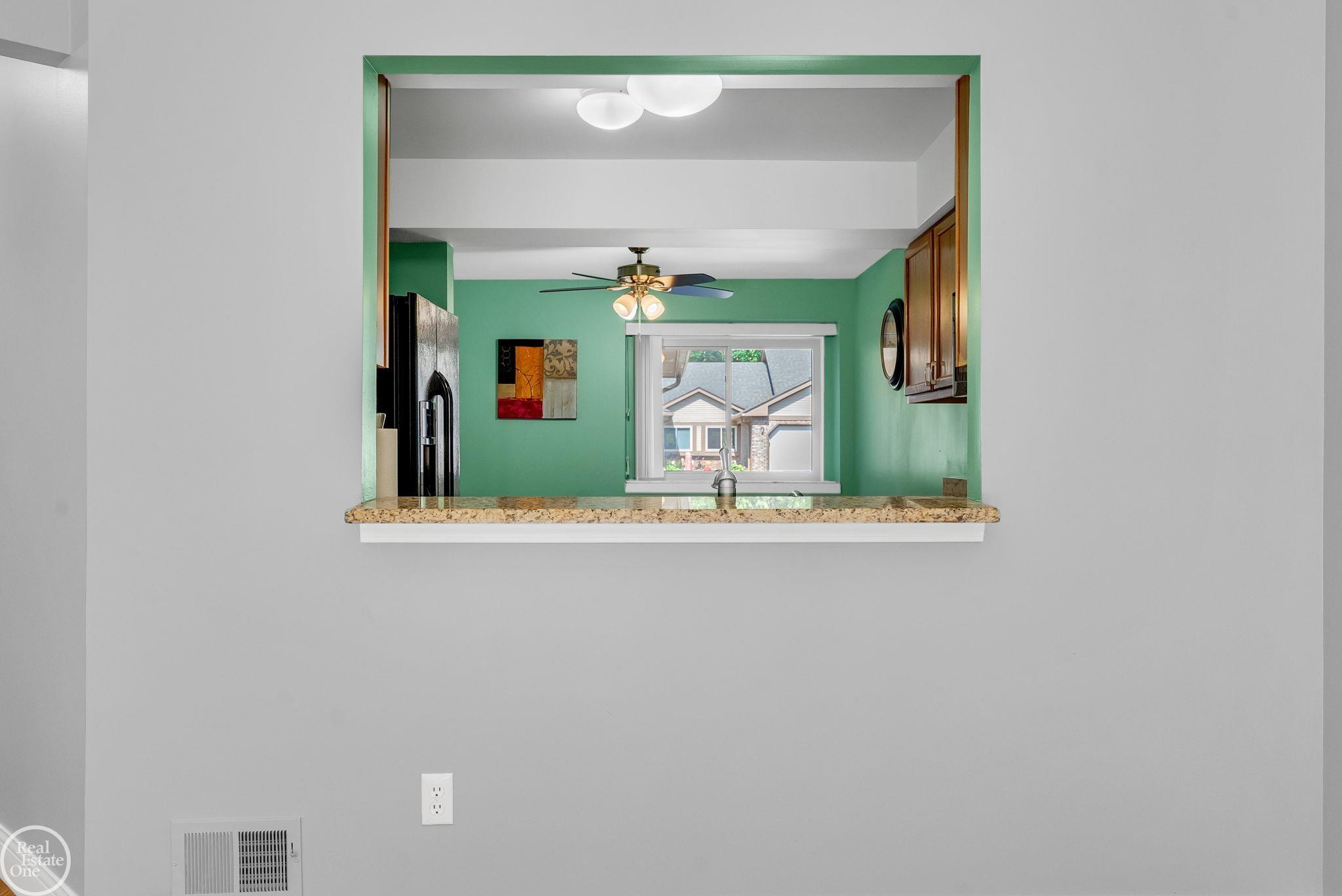 16582 Woodlane Drive Property Photo 26