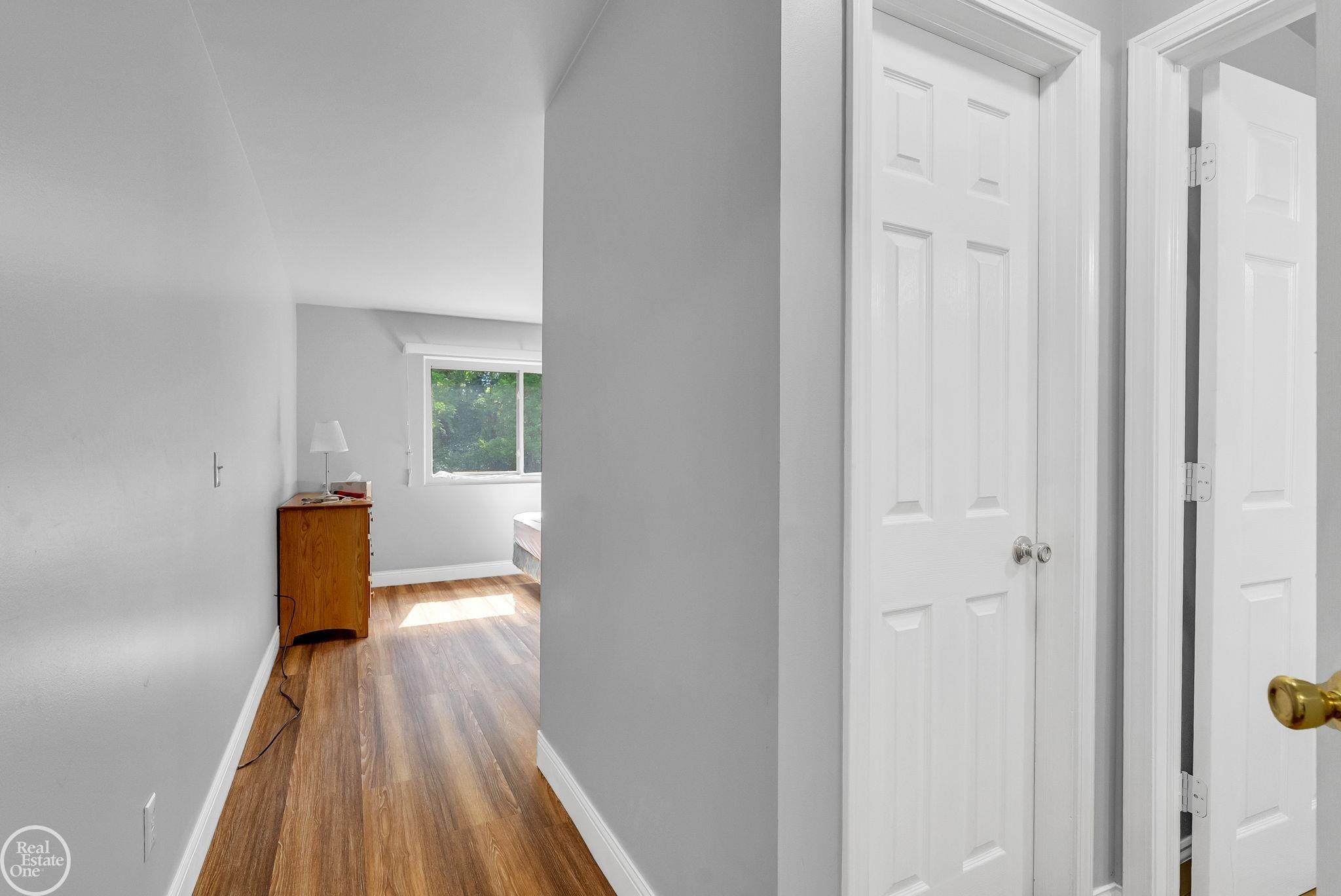 16582 Woodlane Drive Property Photo 27