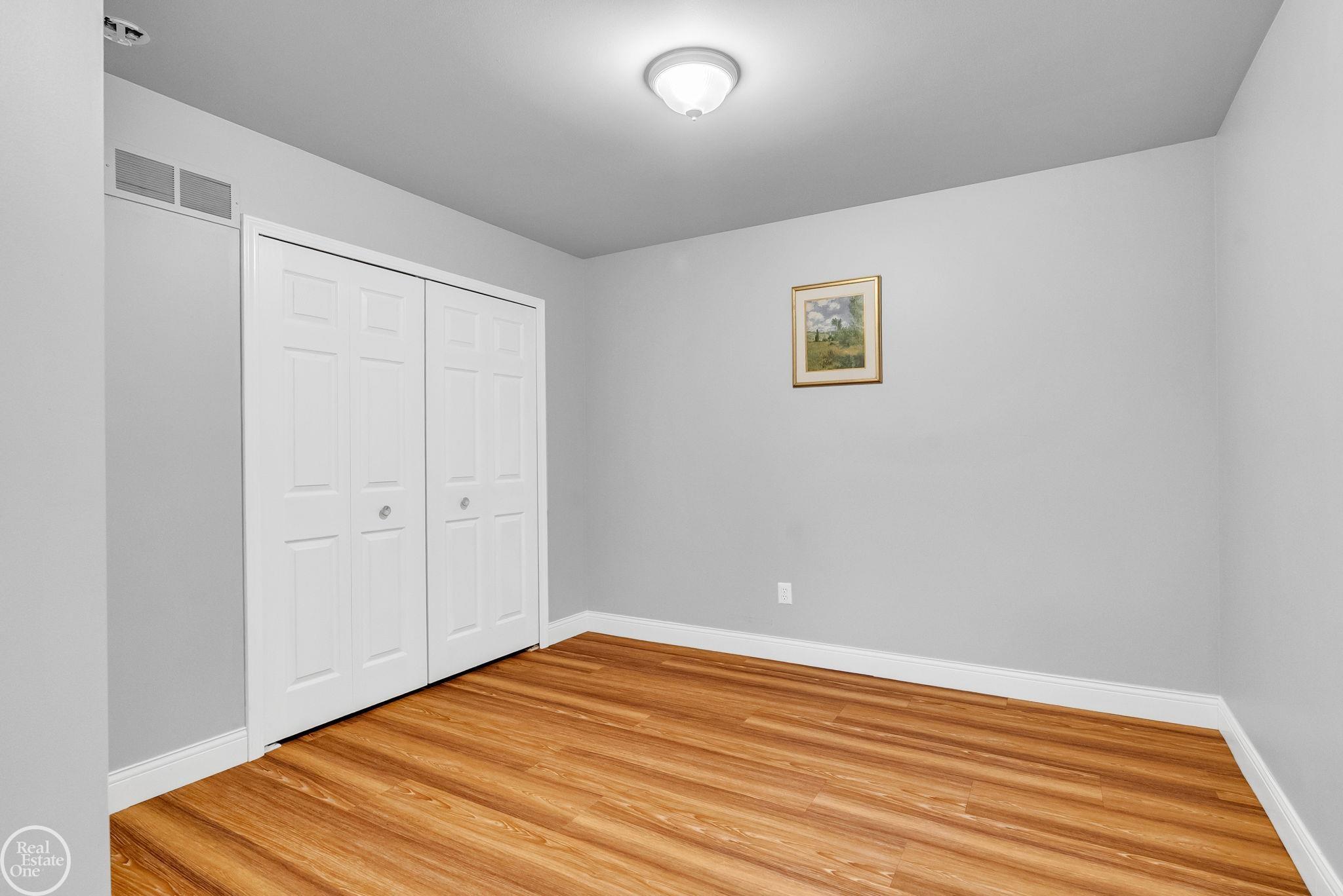 16582 Woodlane Drive Property Photo 31