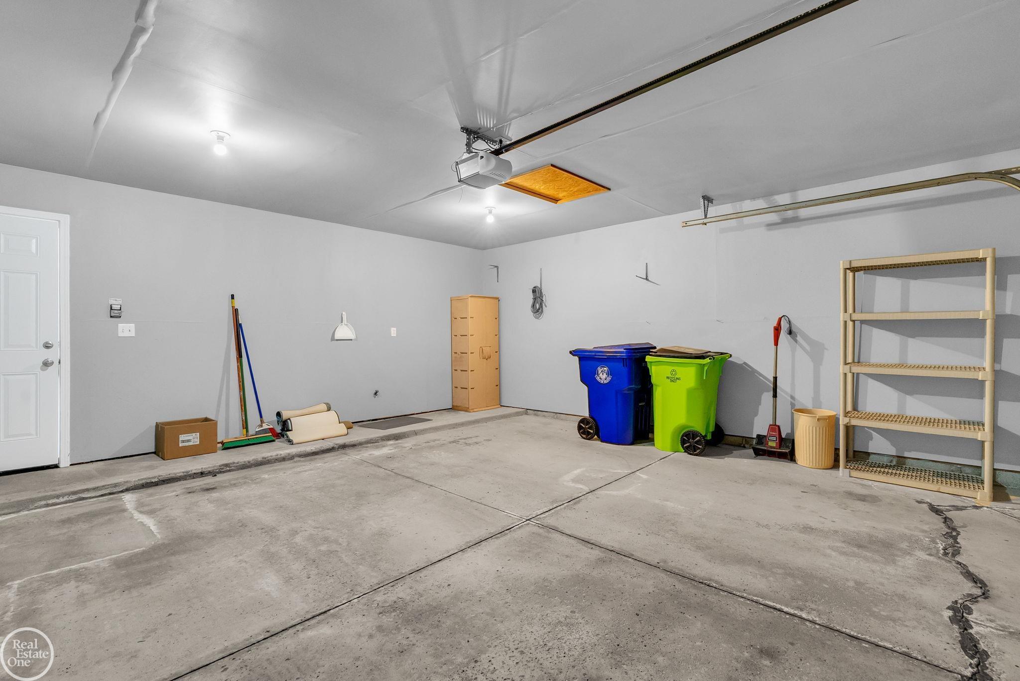 16582 Woodlane Drive Property Photo 37