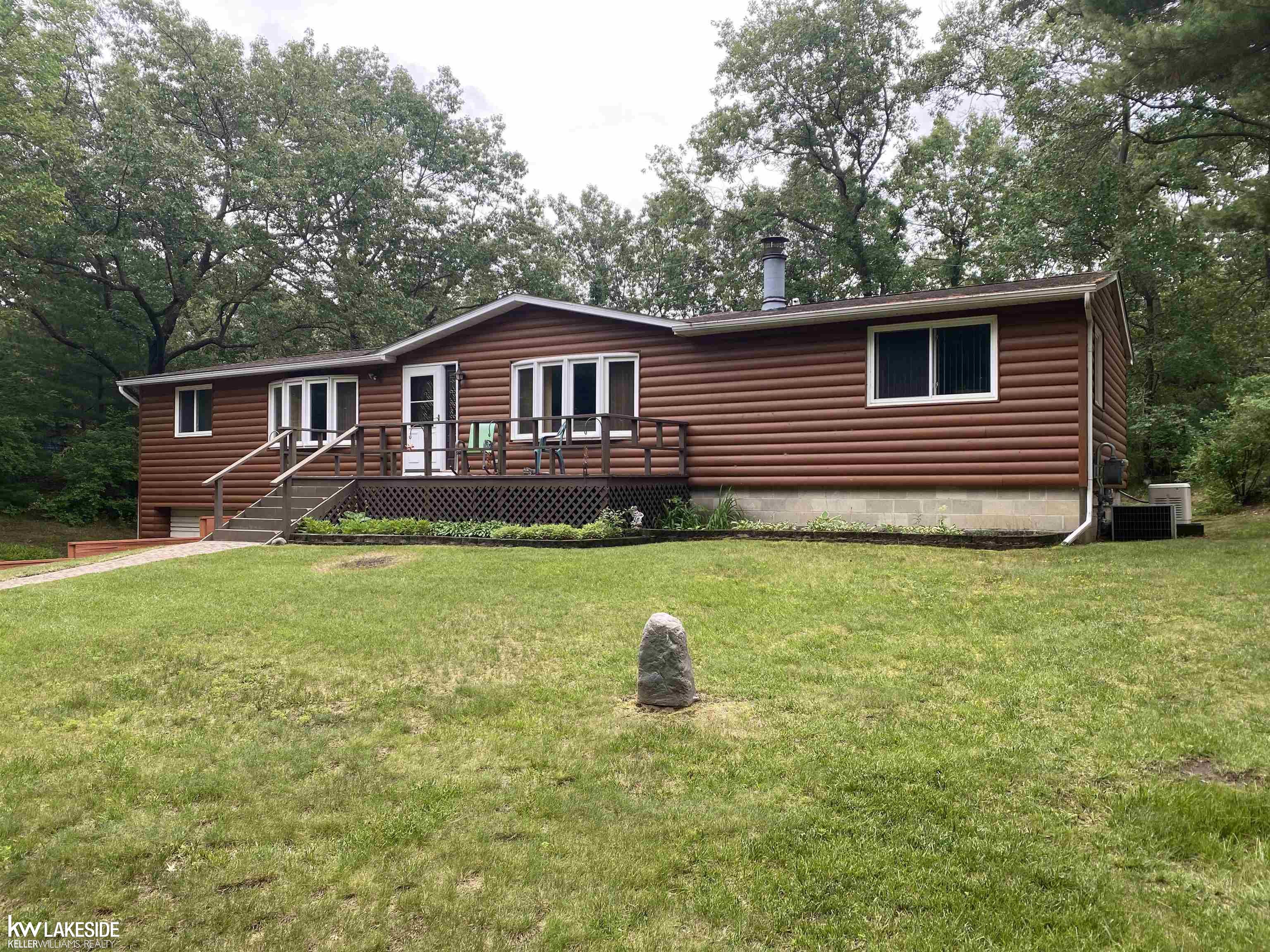 4377 Cochran Road Property Photo 1