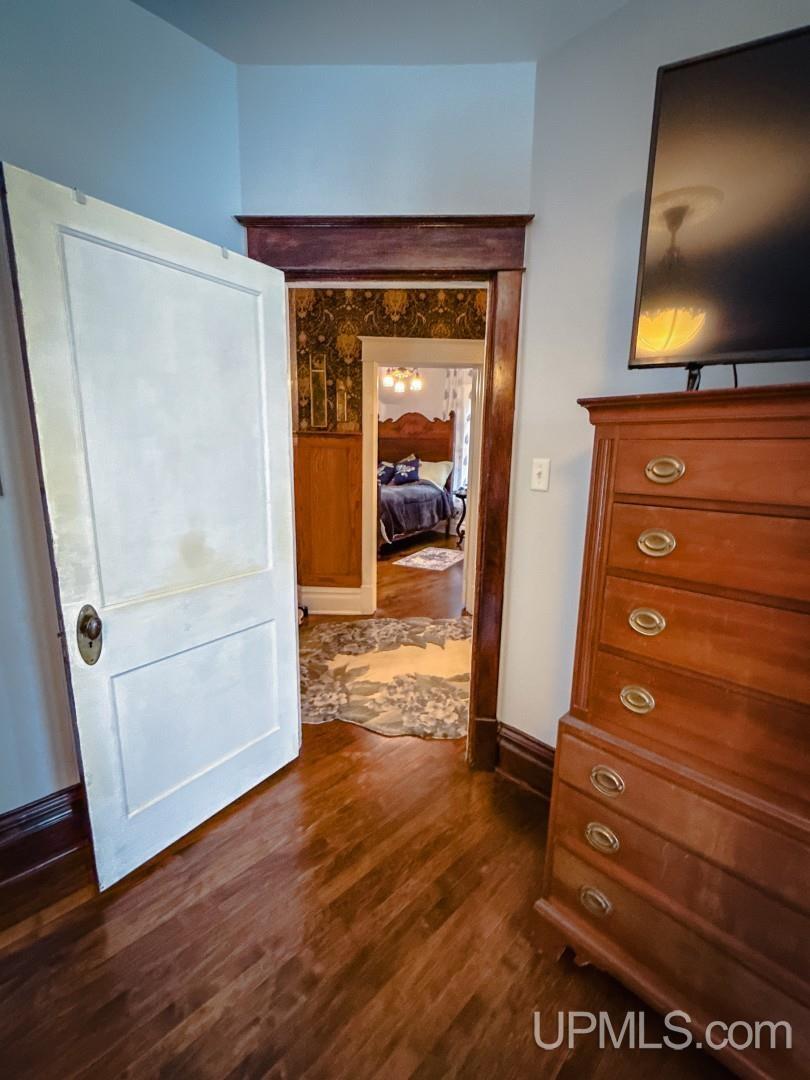 111 E Main Street Property Photo 51