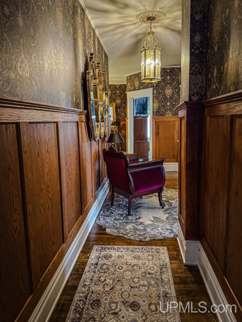 111 E Main Street Property Photo 65