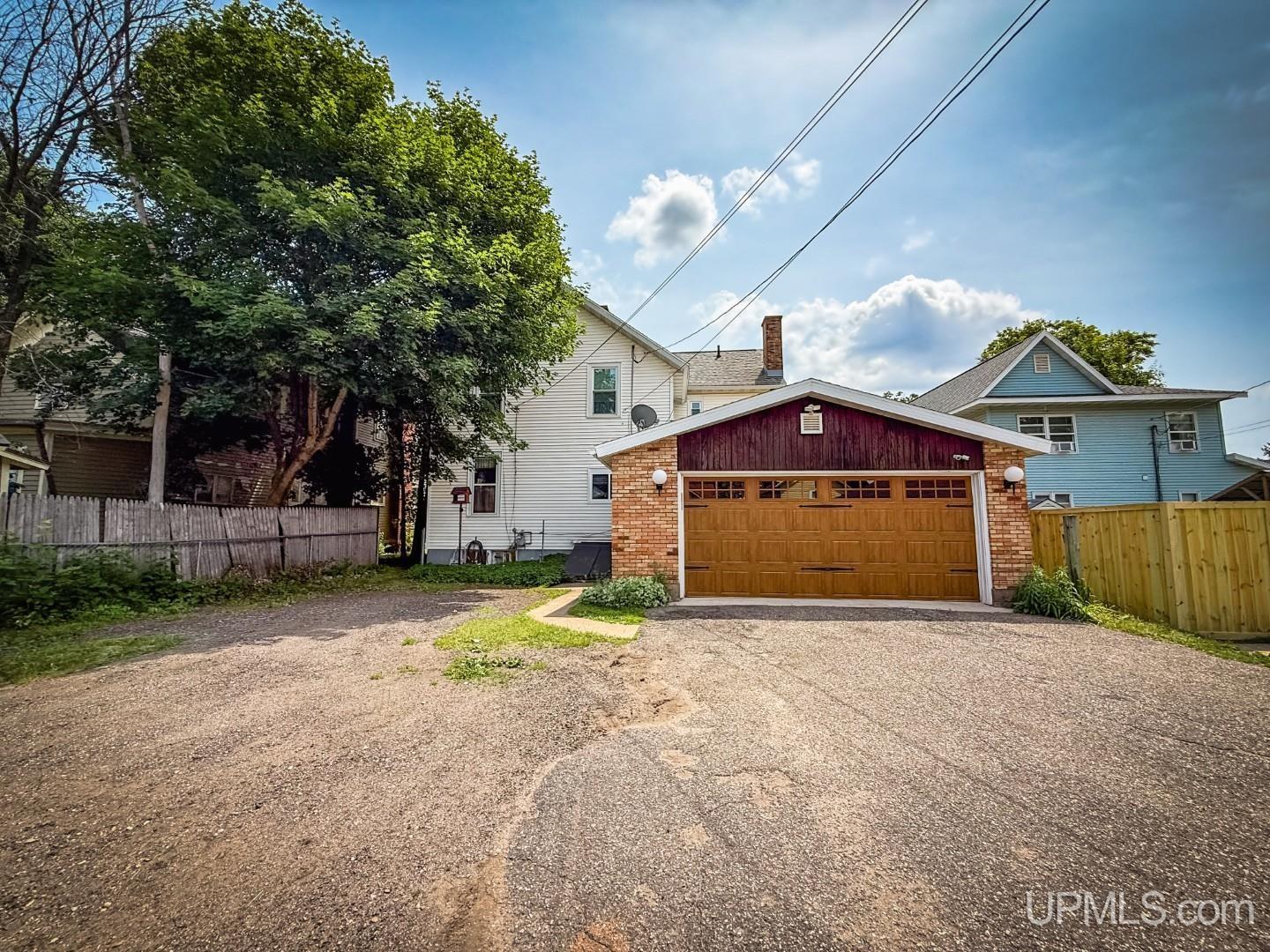 111 E Main Street Property Photo 87