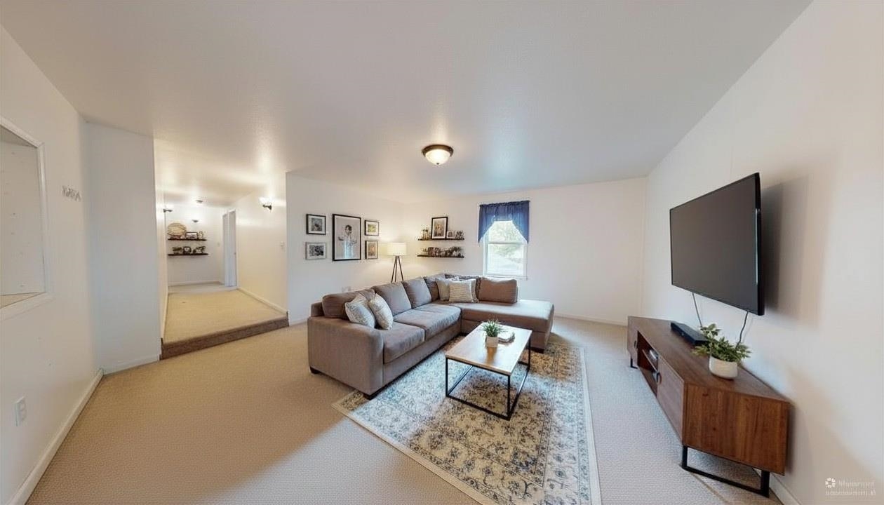 8611 S Wise Road Property Photo 12