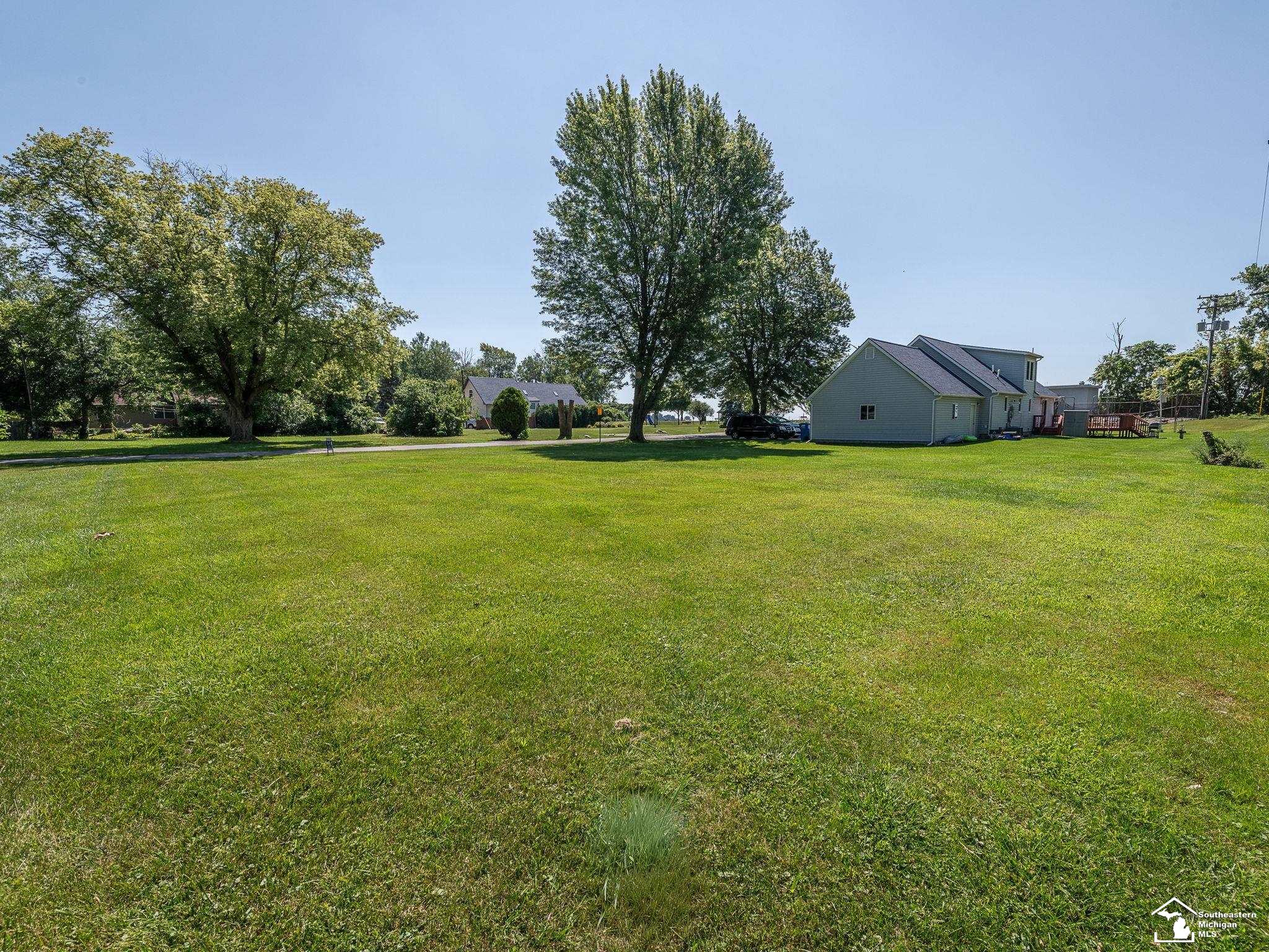 Sycamore Road Property Photo 2