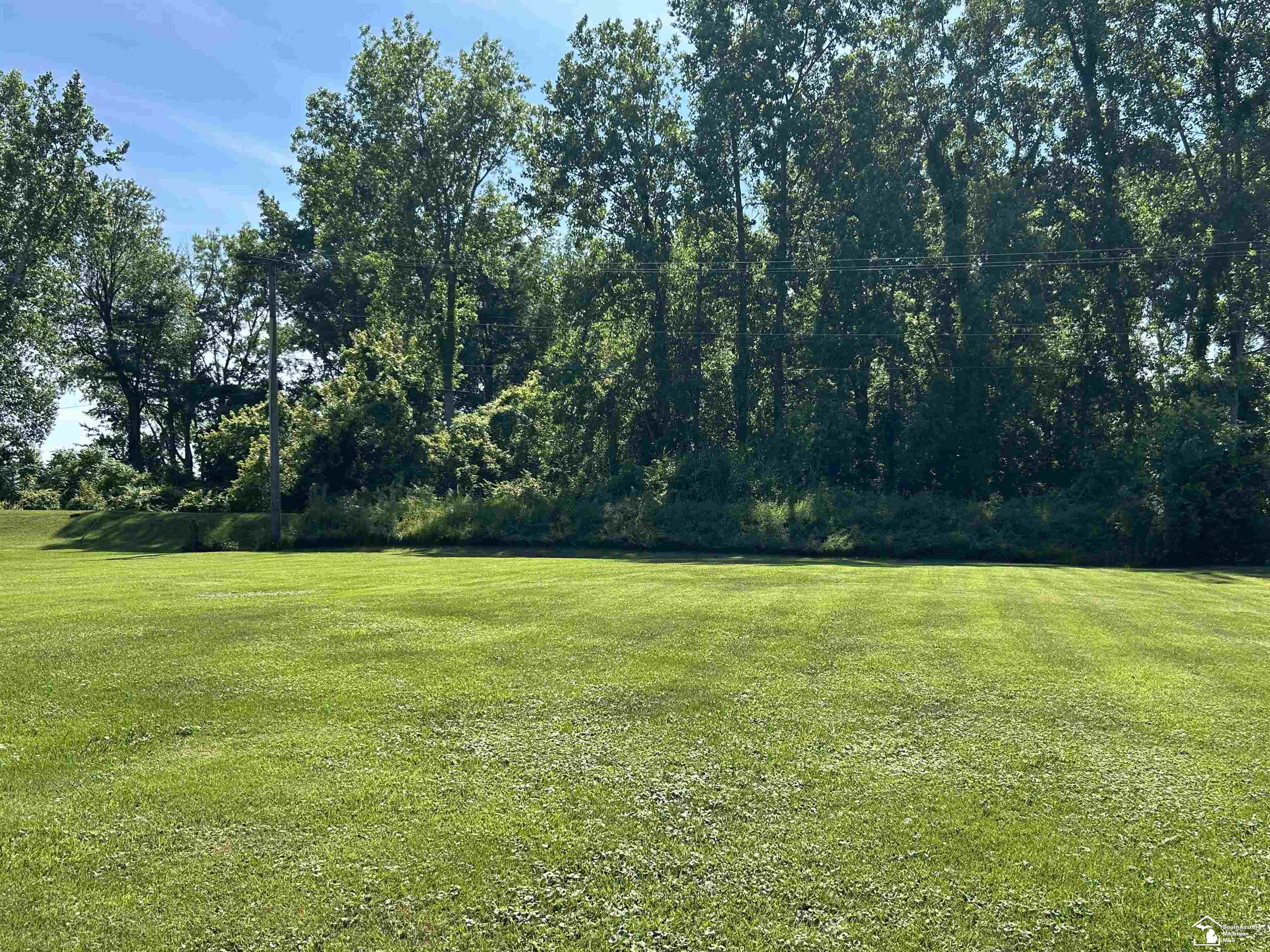 Sycamore Road Property Photo 14
