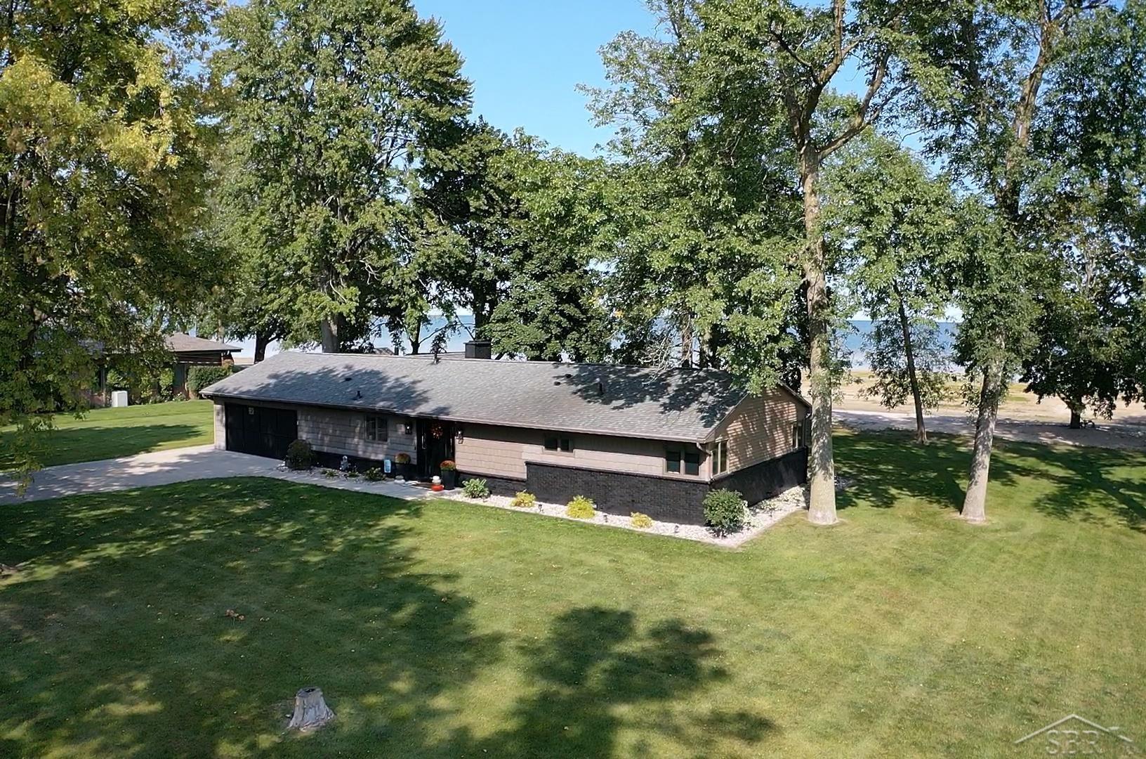 44 N Linwood Beach Road Property Photo 1