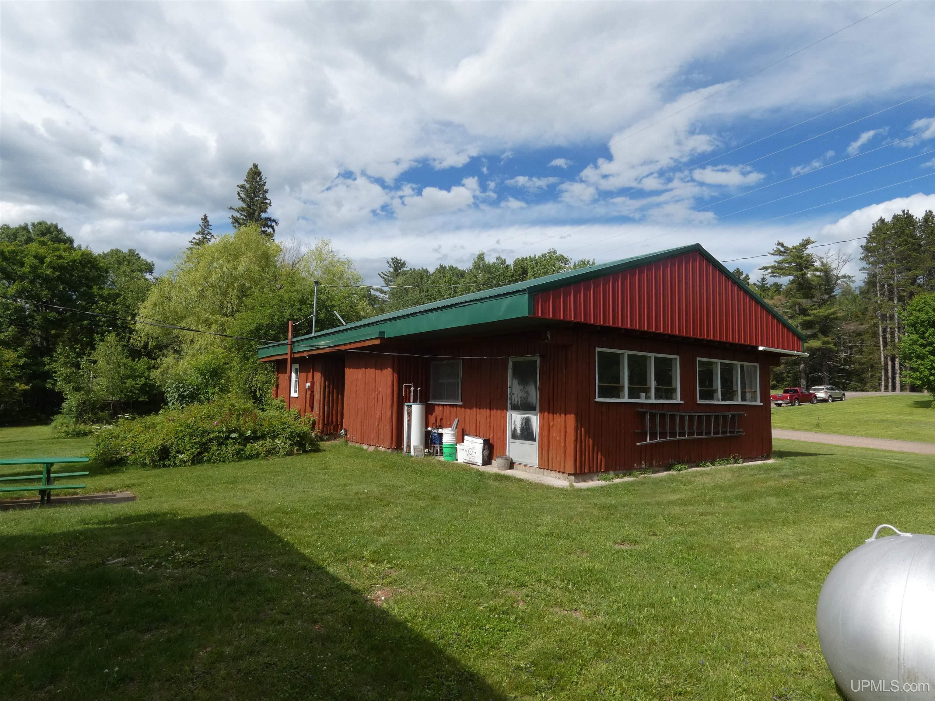 4375 Old 45 Highway Property Photo 32