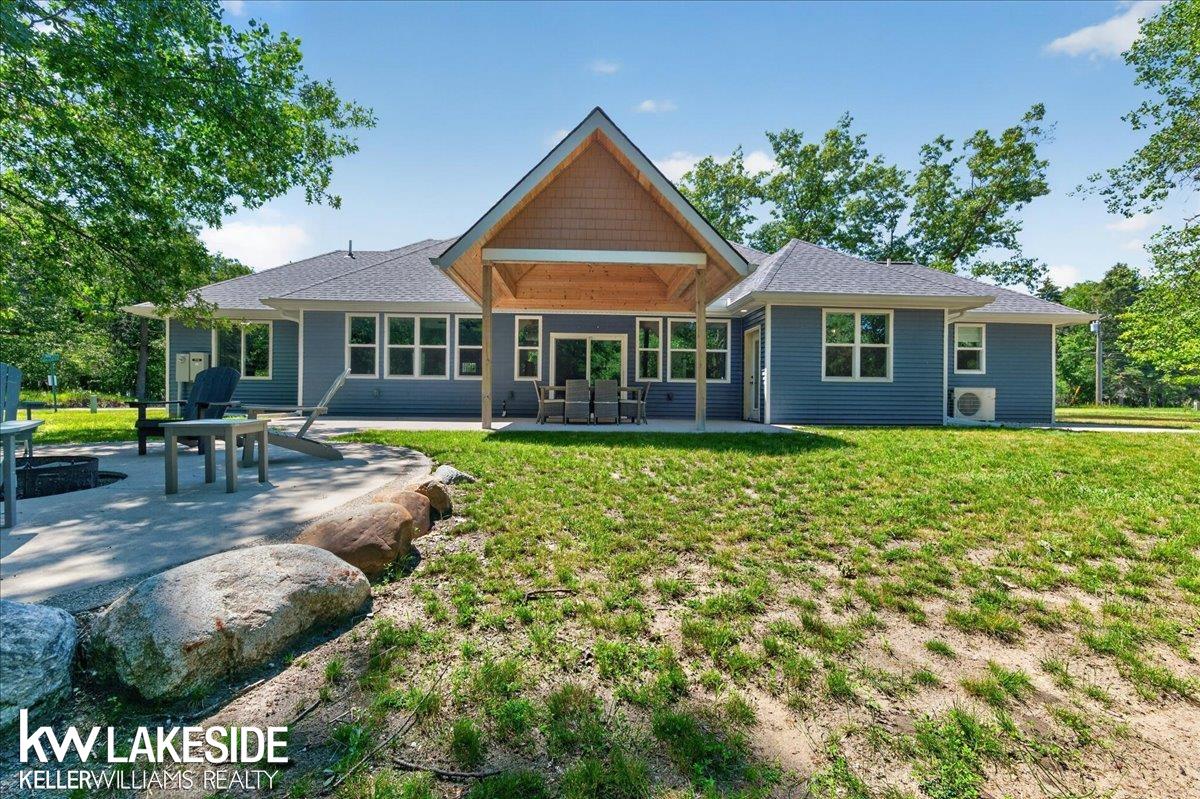 9790 N. Island View Property Photo 1