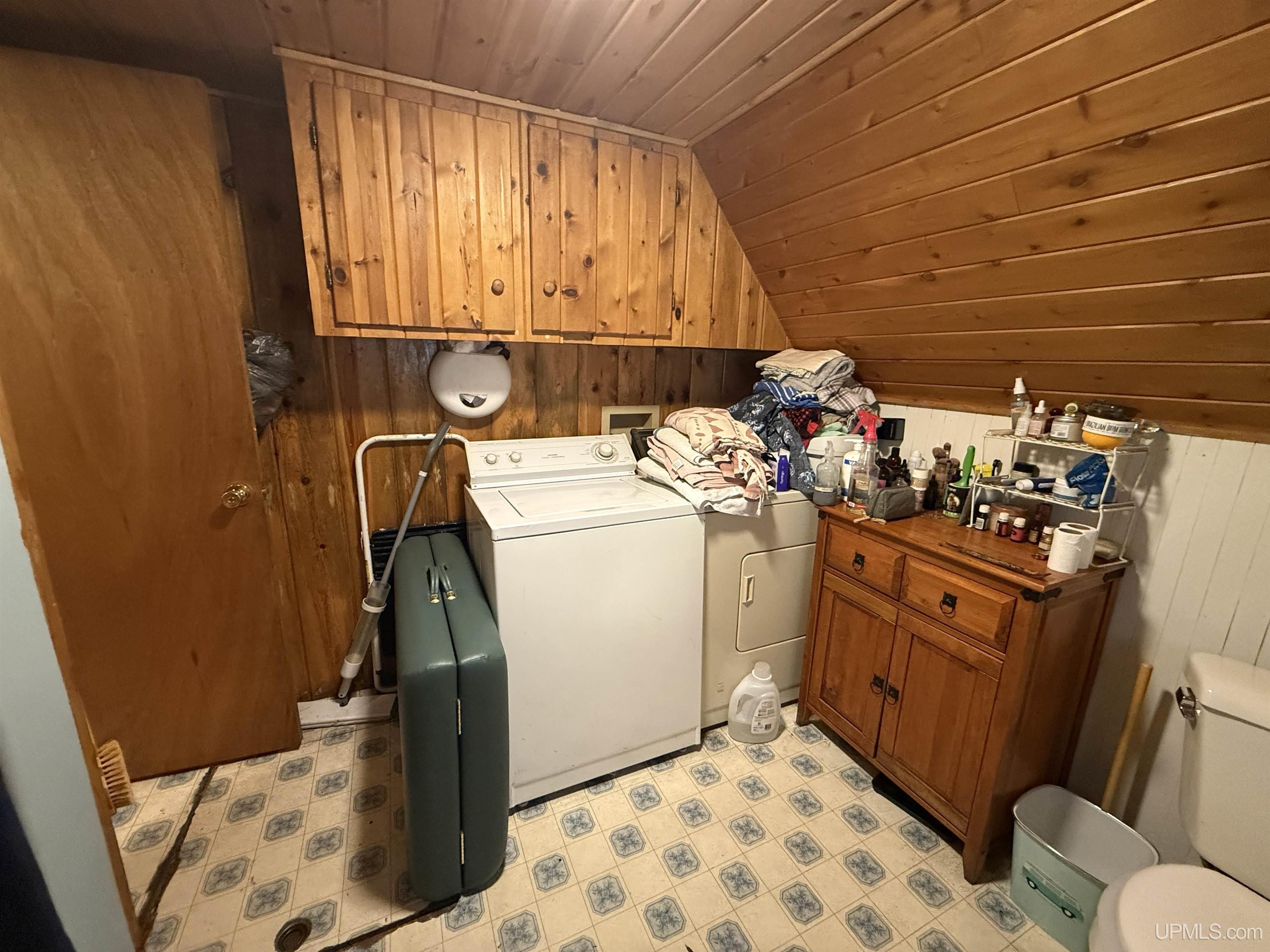 E16983 Nevins Lake Road Property Photo 18