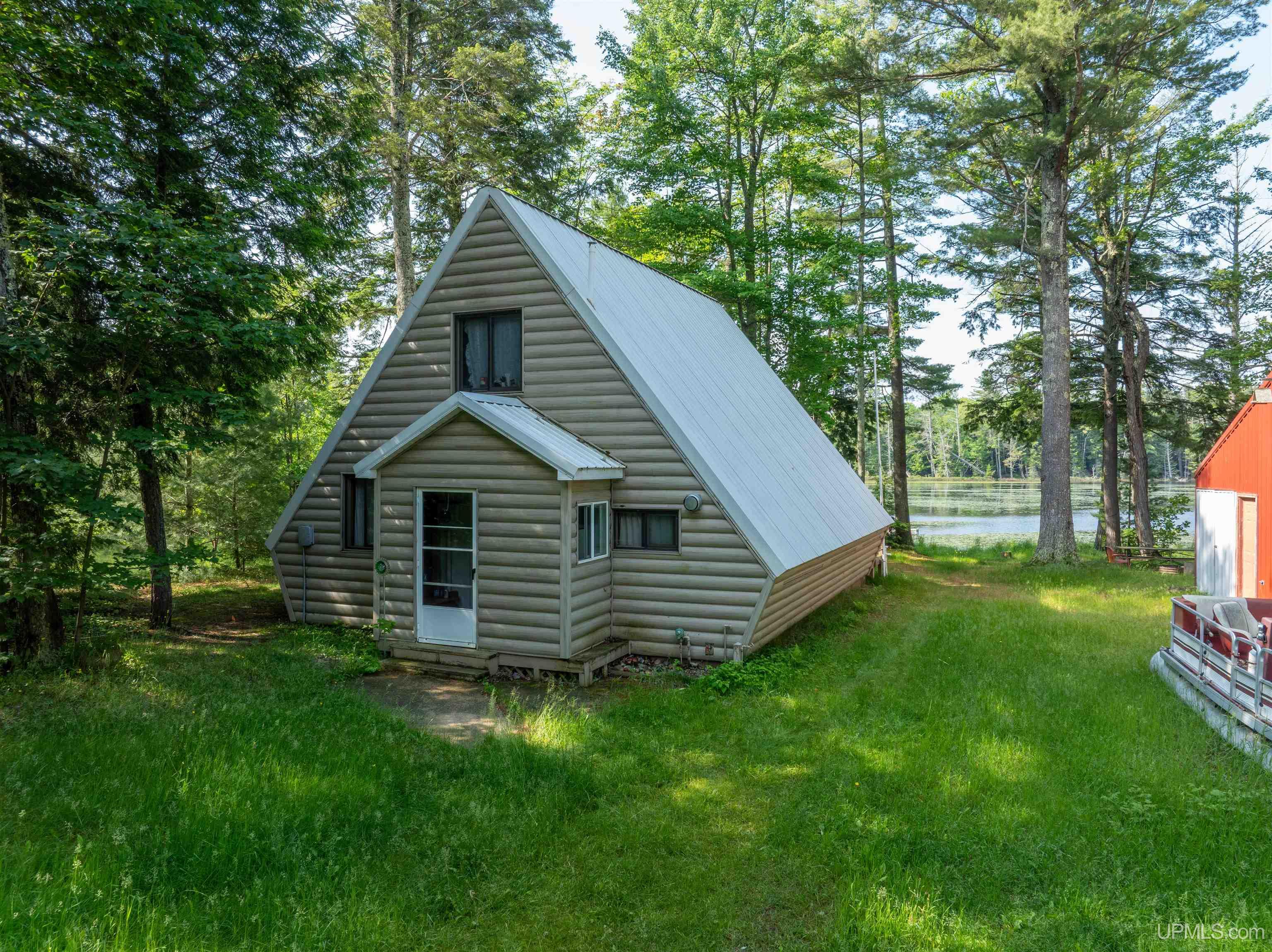 E16983 Nevins Lake Road Property Photo 26