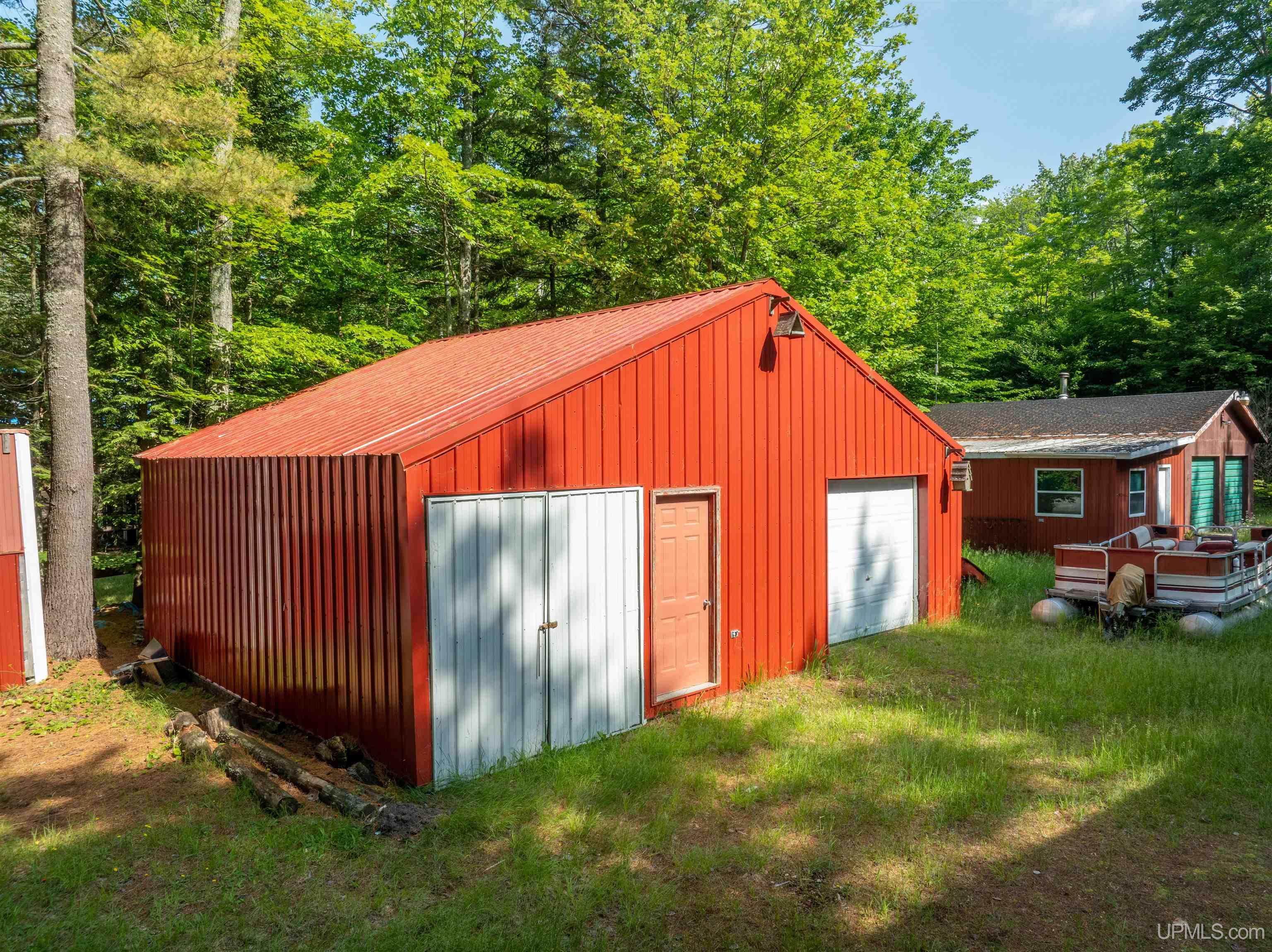 E16983 Nevins Lake Road Property Photo 30