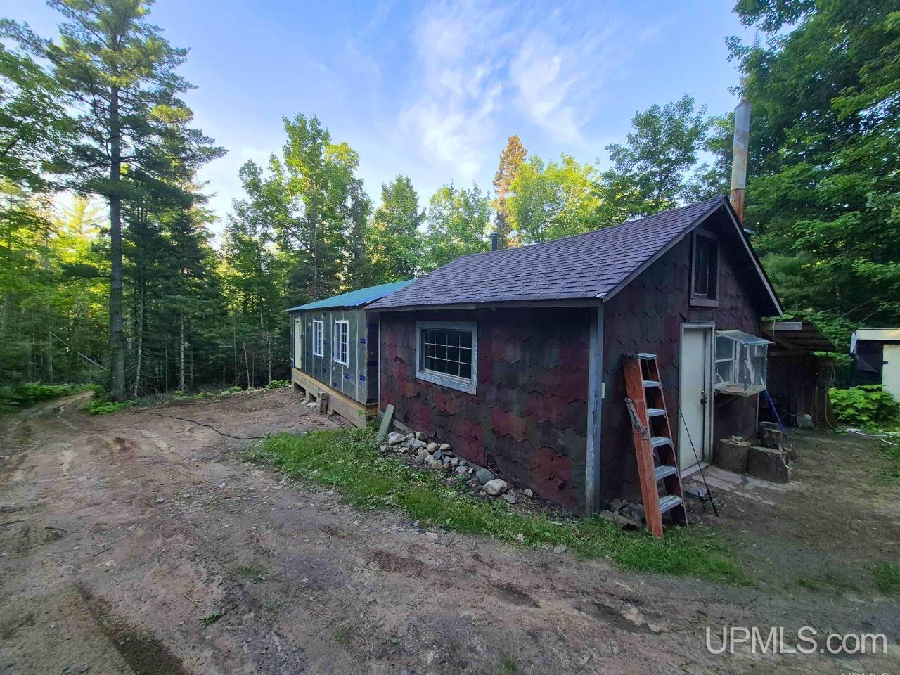 46 County Aat Road Property Photo 3