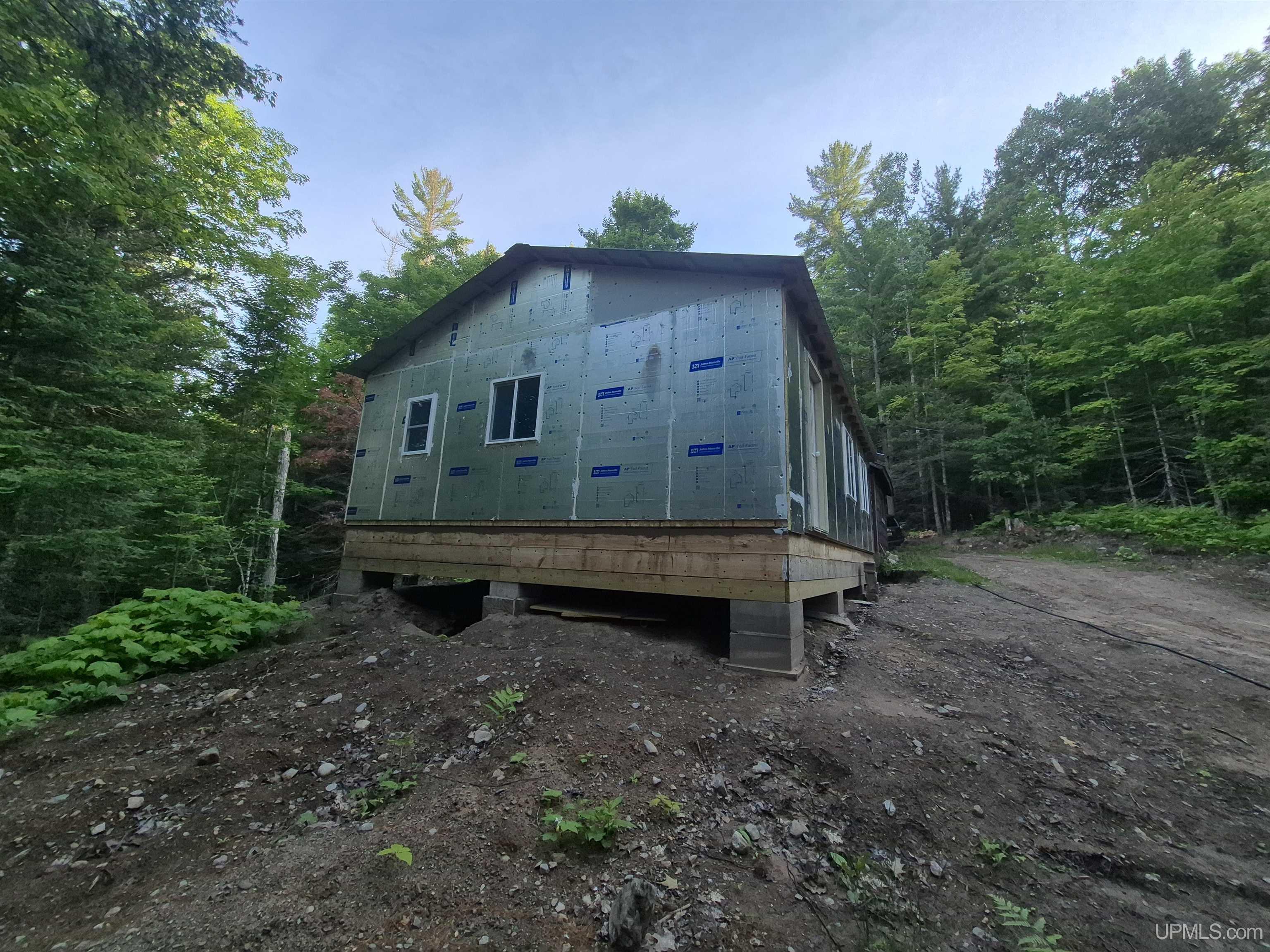 46 County Aat Road Property Photo 6