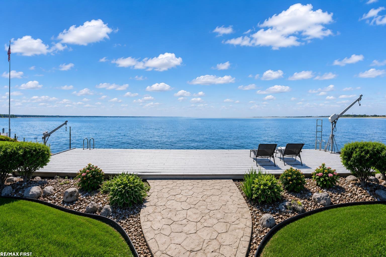 45850 Private Shore Drive Property Photo 6
