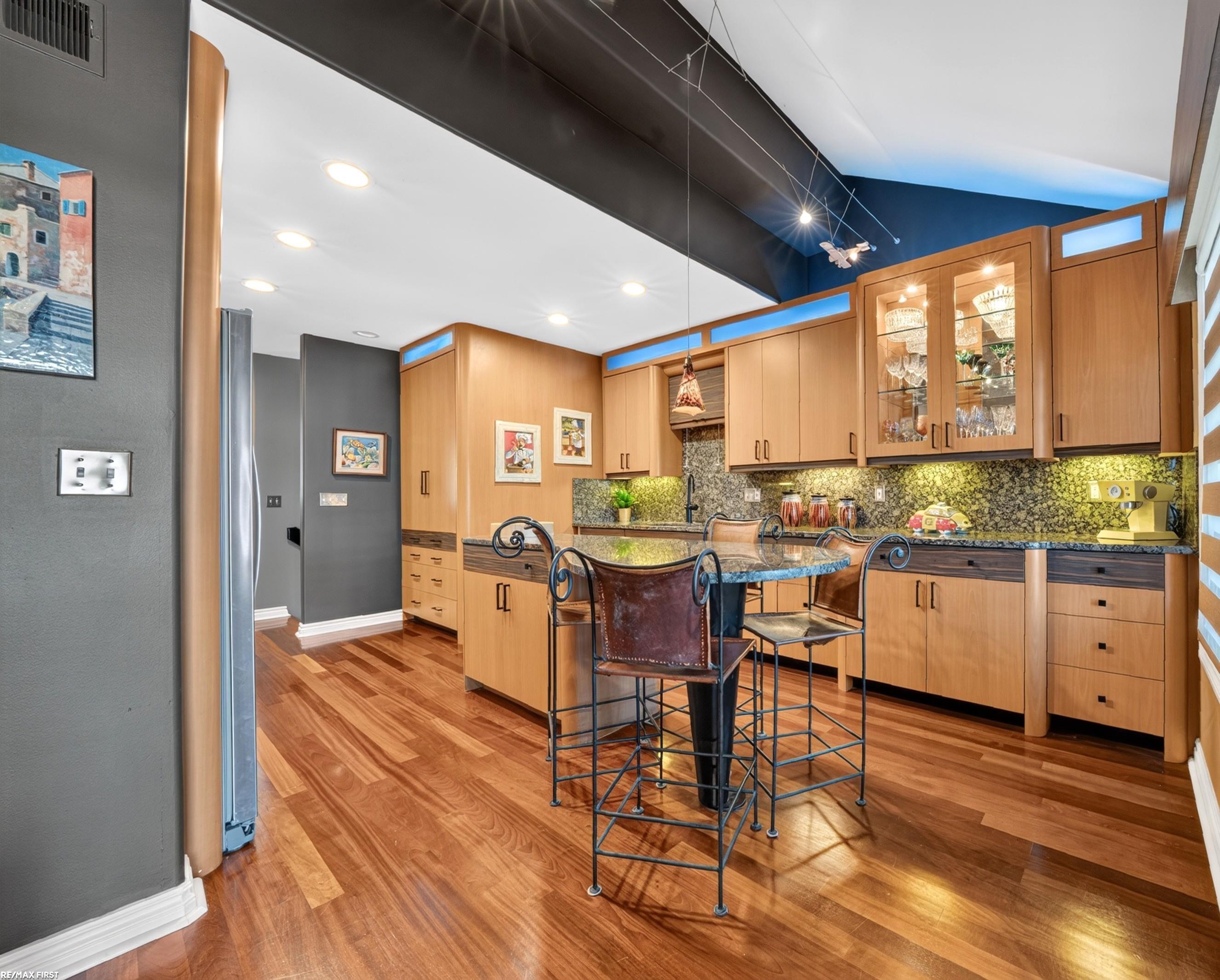 45850 Private Shore Drive Property Photo 18
