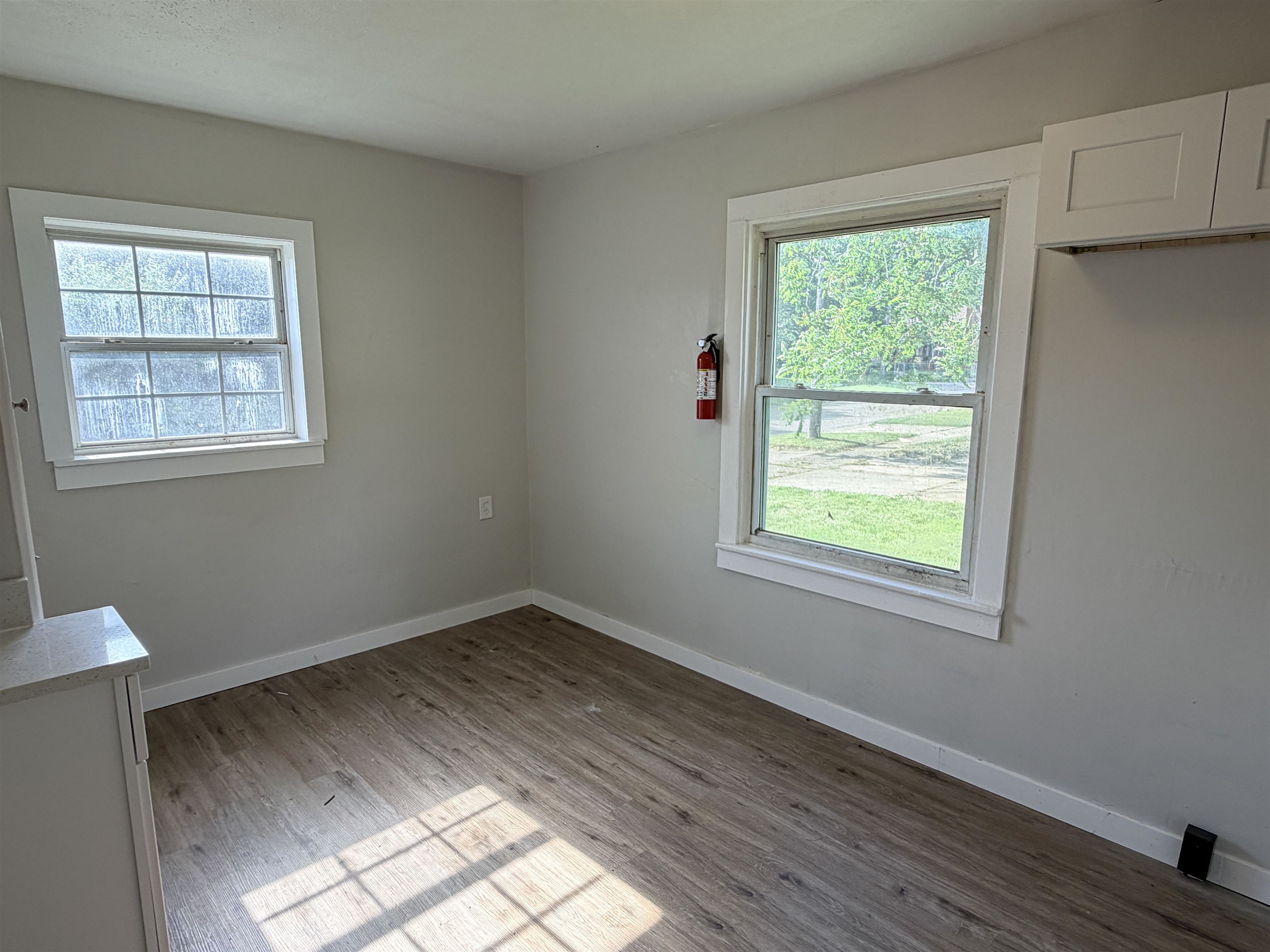 652 Ingleside Avenue Property Photo 6