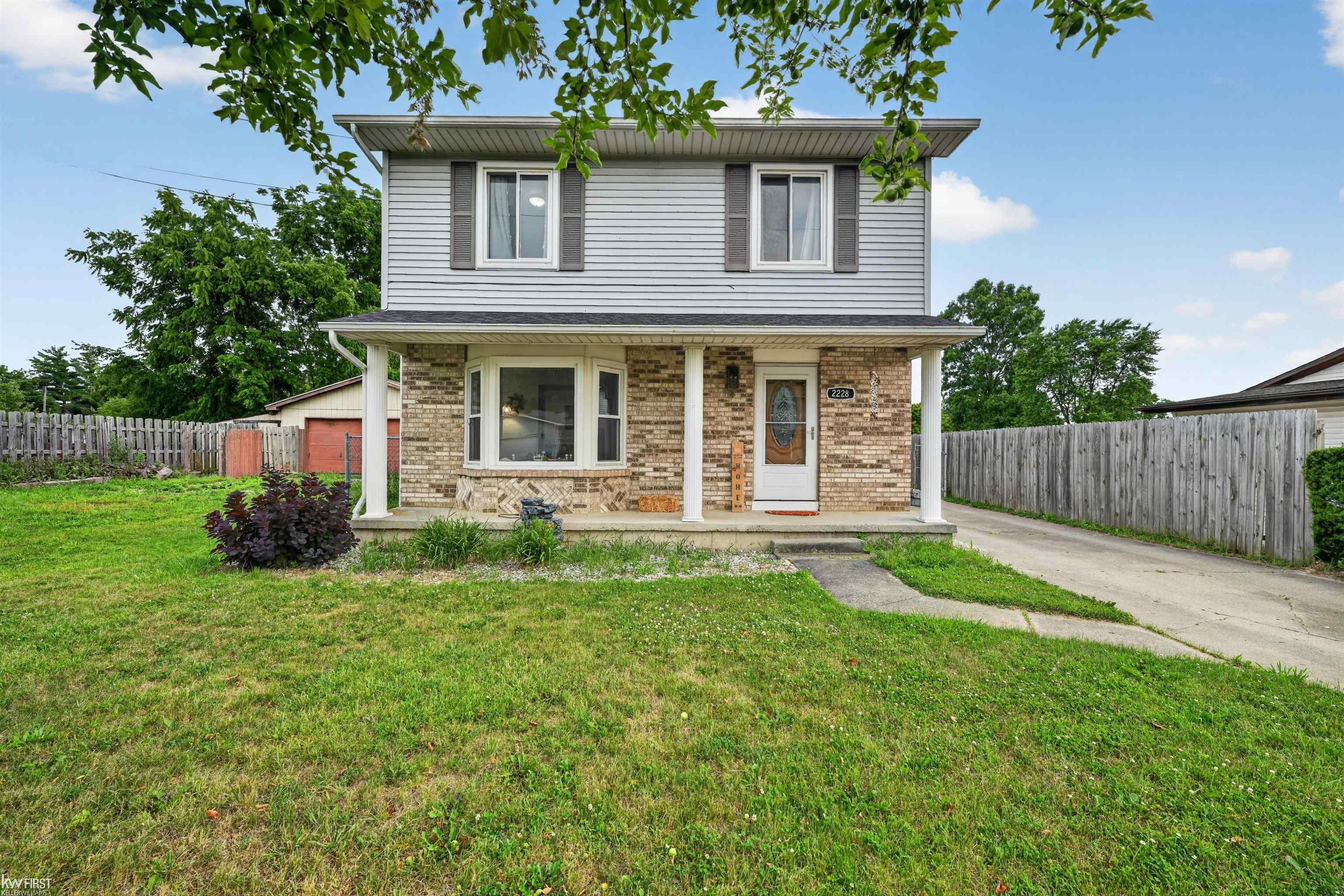 2228 Mclaren Street Property Photo 1