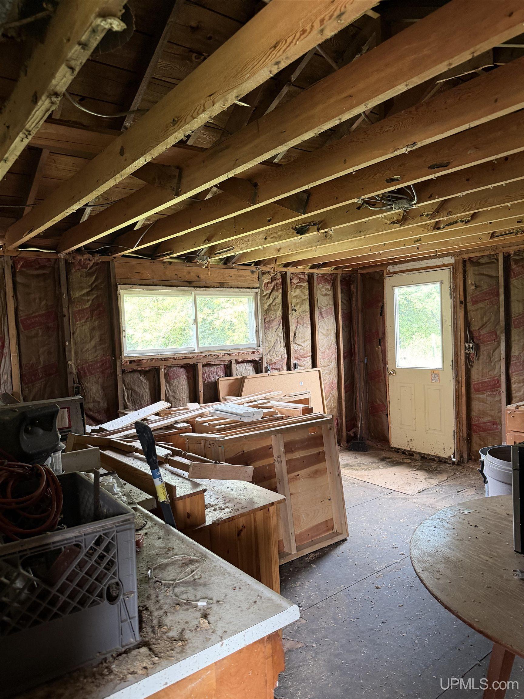 N-5367 H-15 Road Property Photo 5