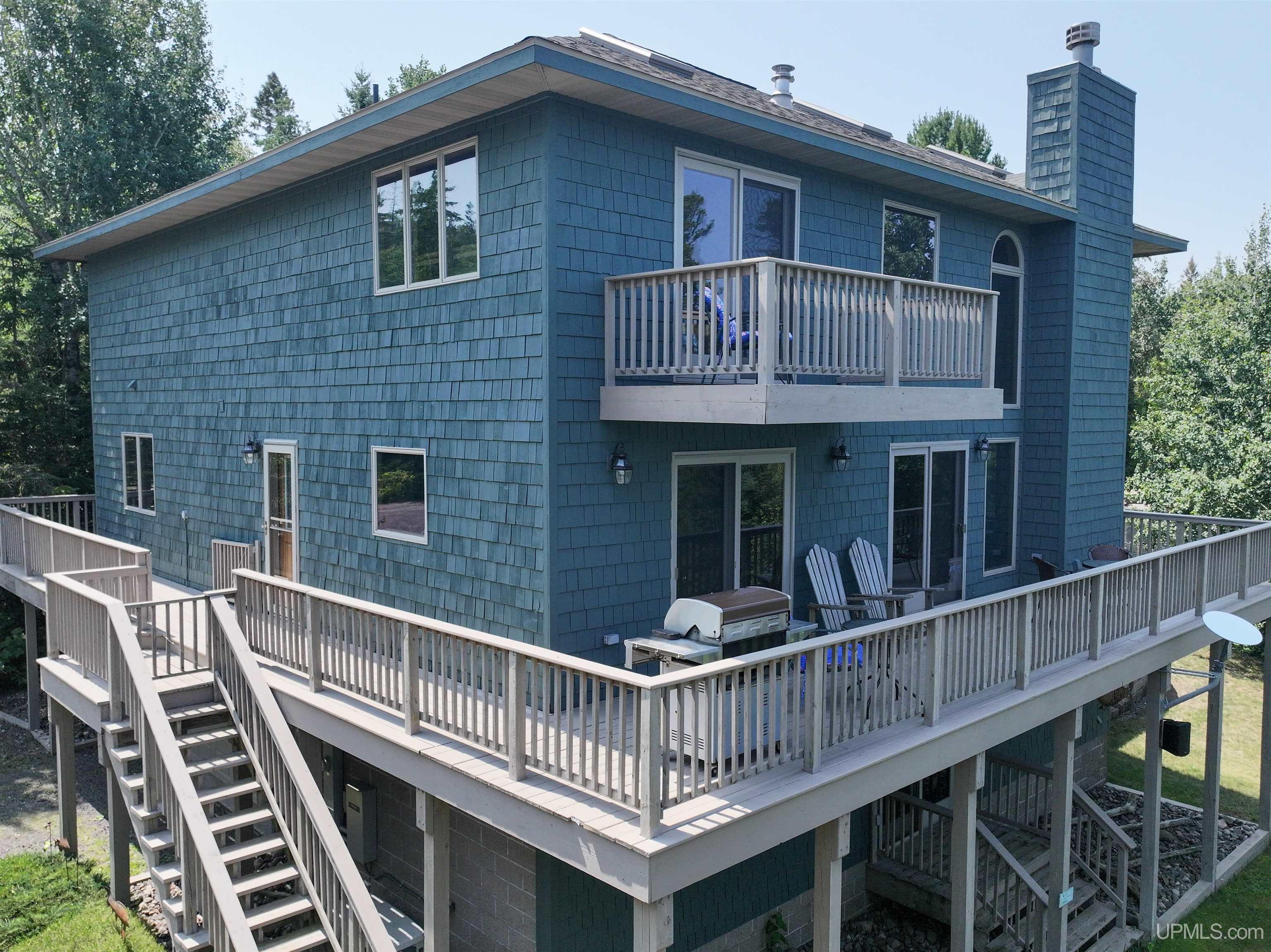 9477 Goodell Road Property Photo 1