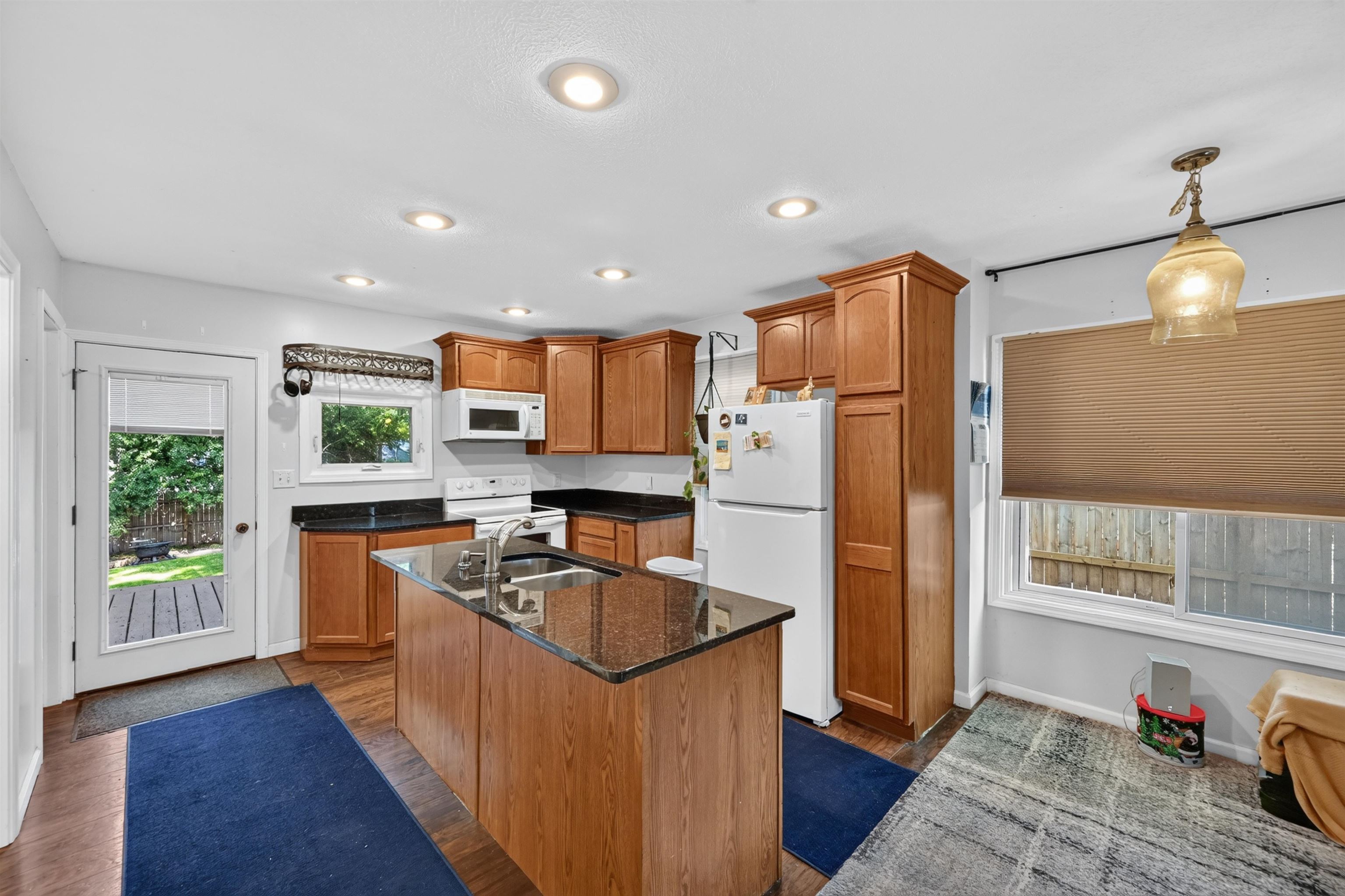 2018 Jefferson Avenue Property Photo 17