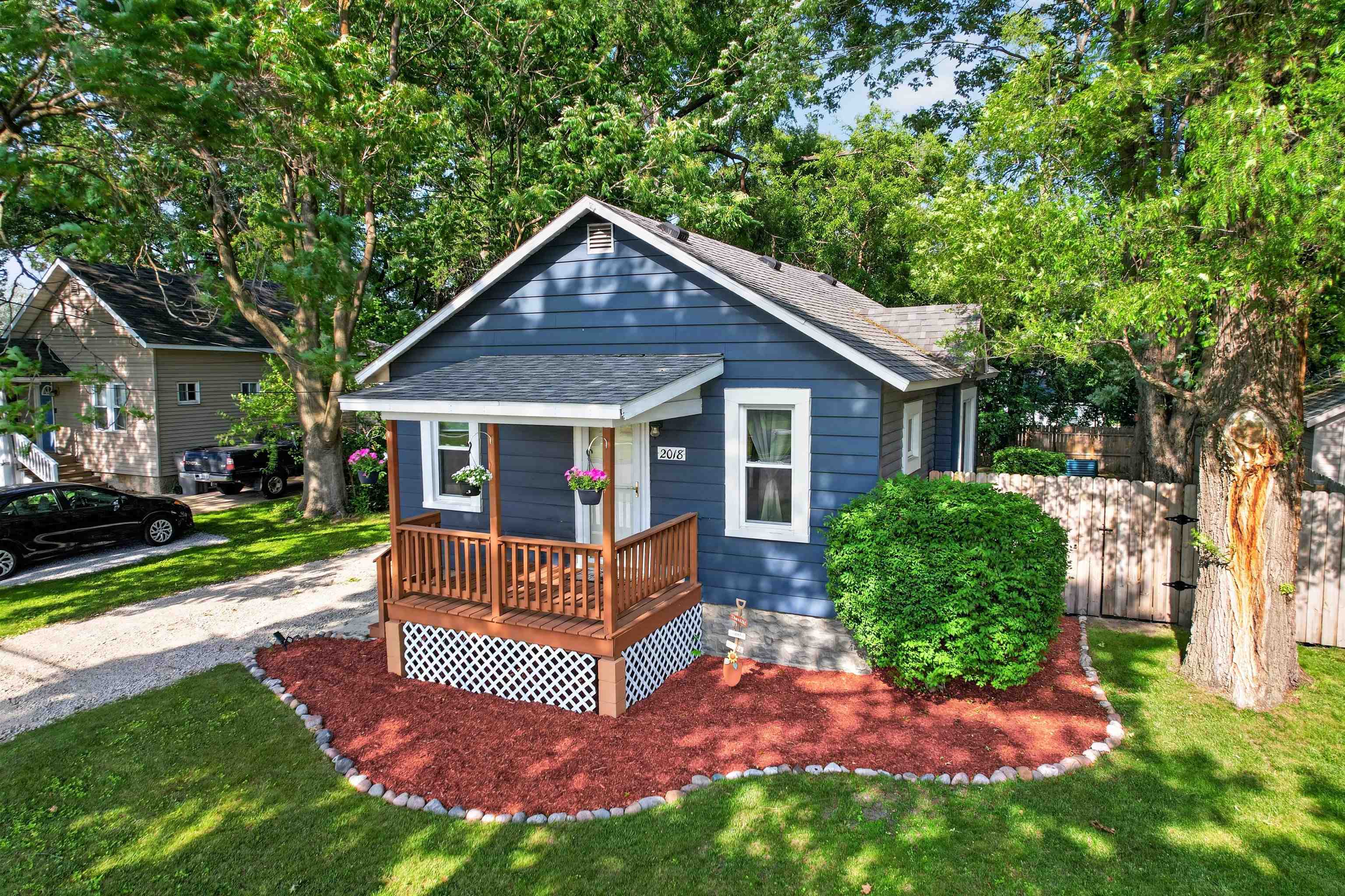 2018 Jefferson Avenue Property Photo 35