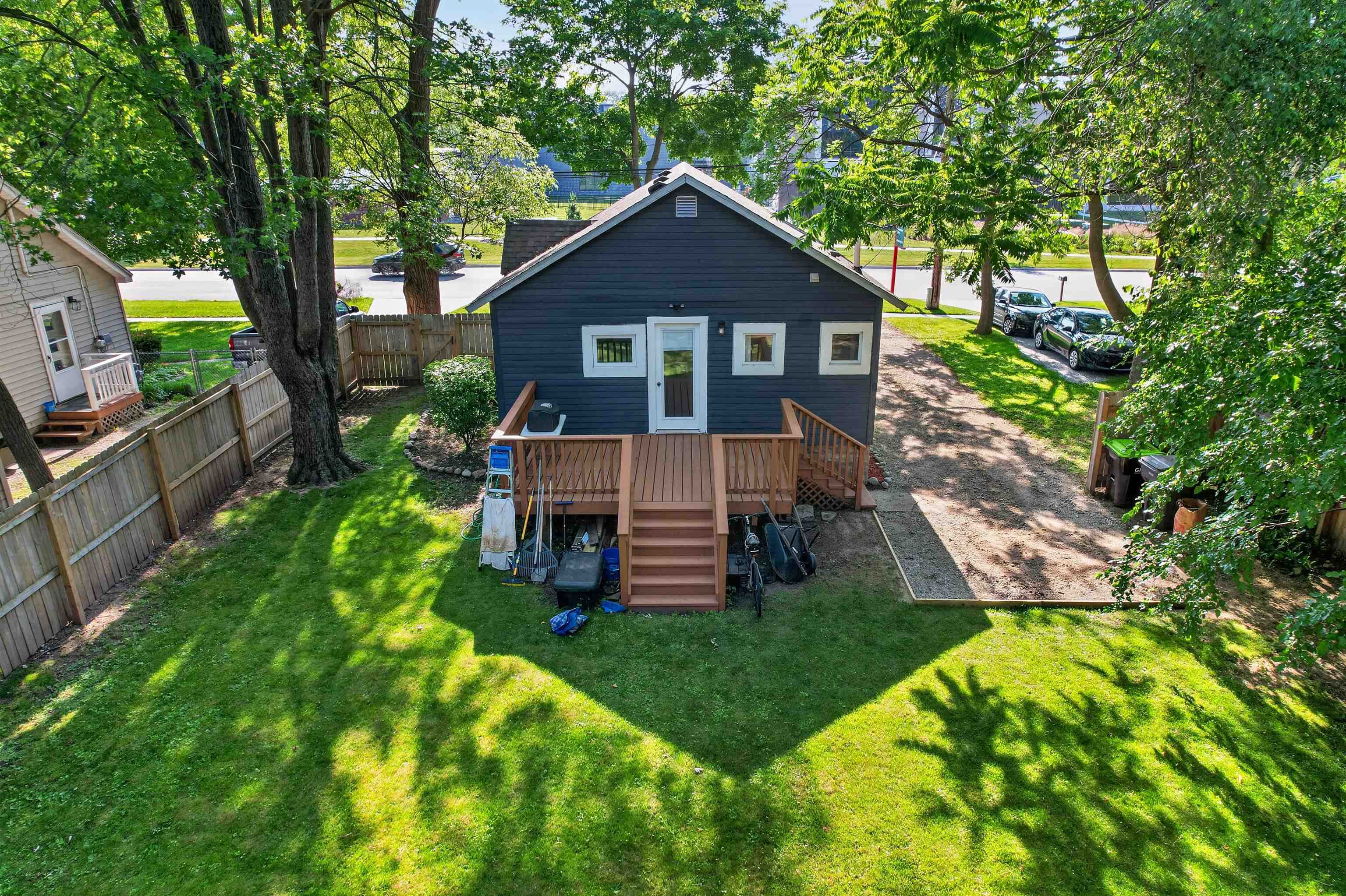 2018 Jefferson Avenue Property Photo 40