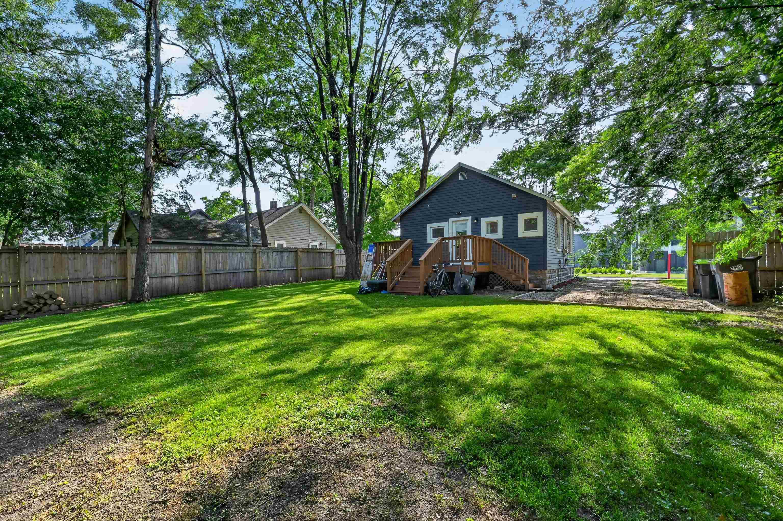 2018 Jefferson Avenue Property Photo 42