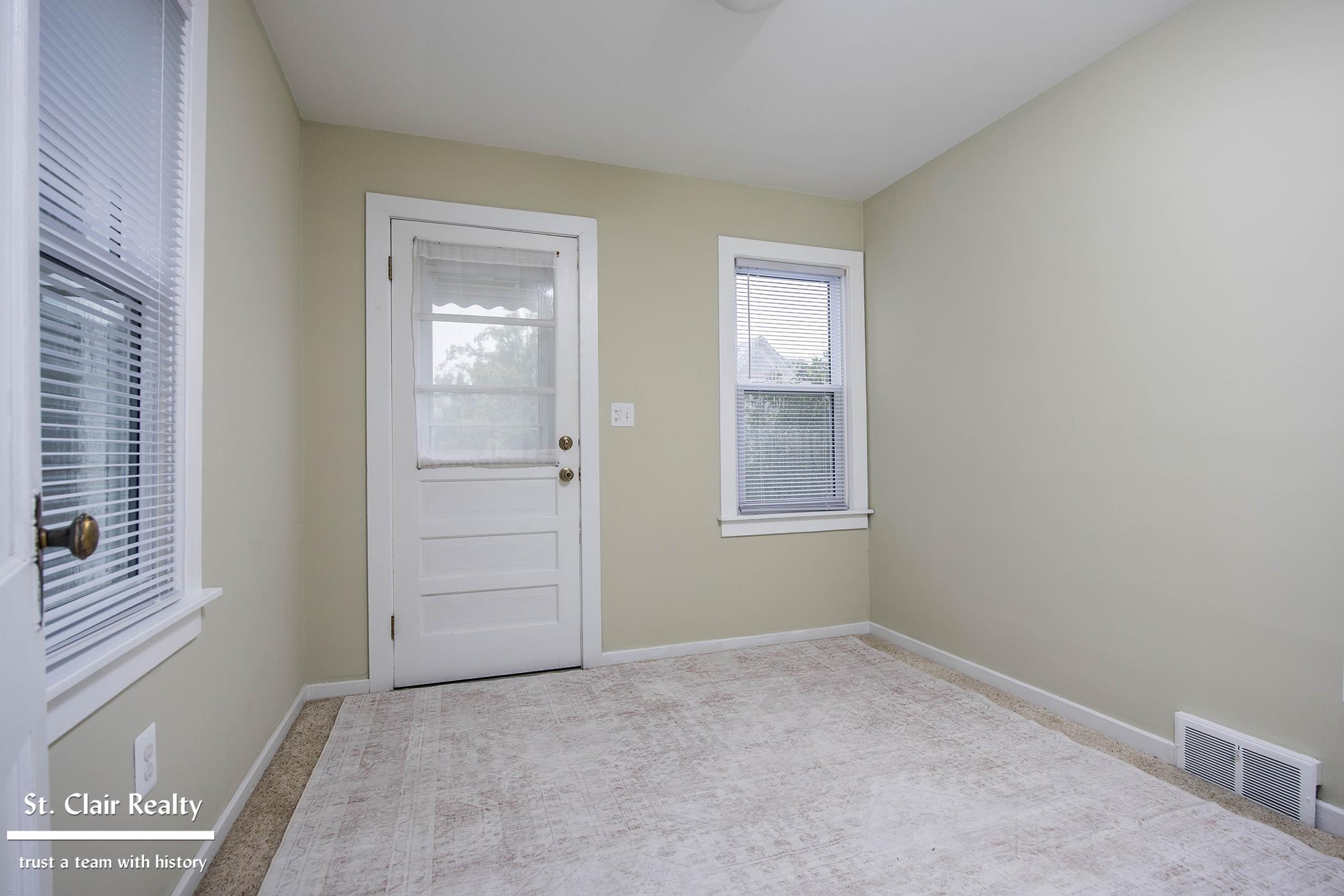 1017 Clinton Avenue Property Photo 10