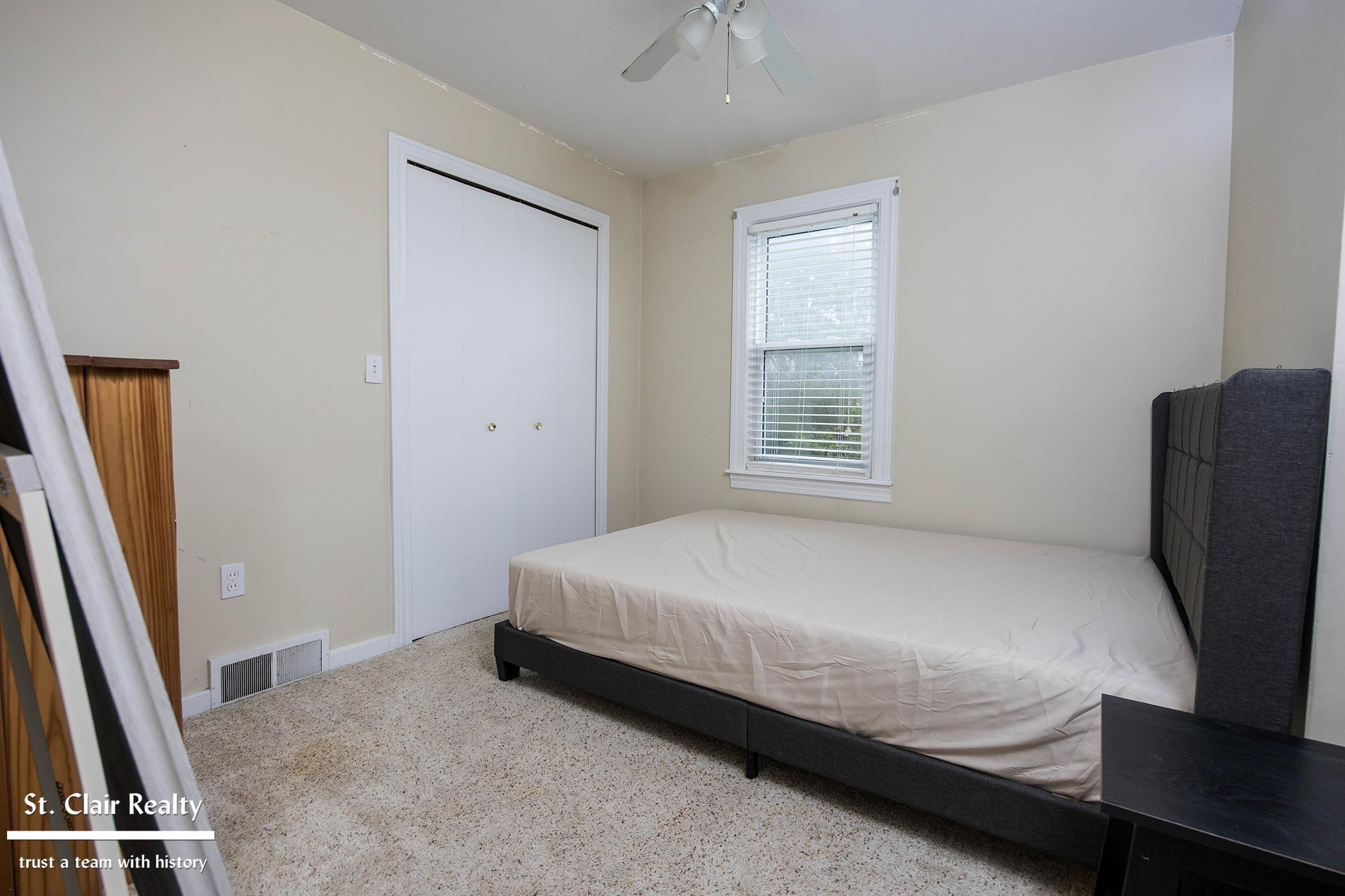 1017 Clinton Avenue Property Photo 11