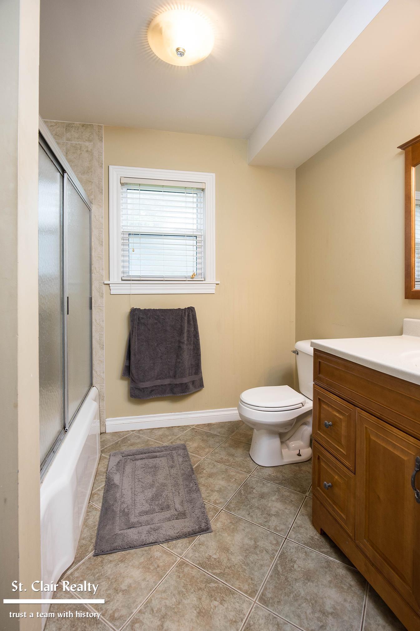 1017 Clinton Avenue Property Photo 13