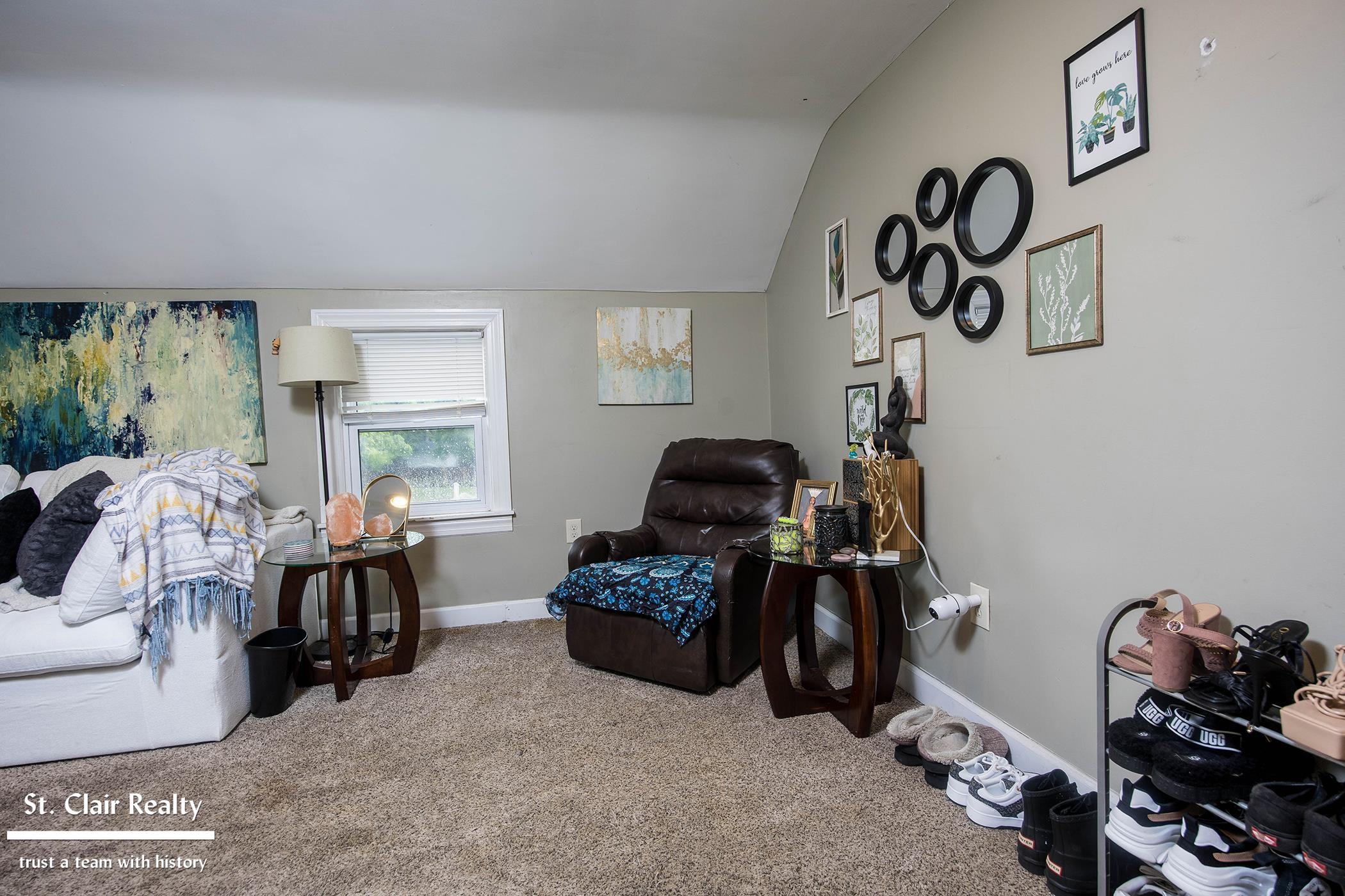 1017 Clinton Avenue Property Photo 16