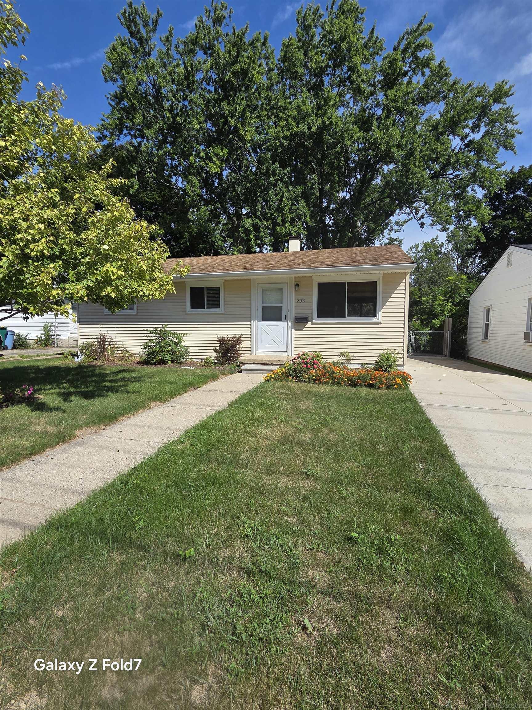 235 Ewell Street Property Photo 6